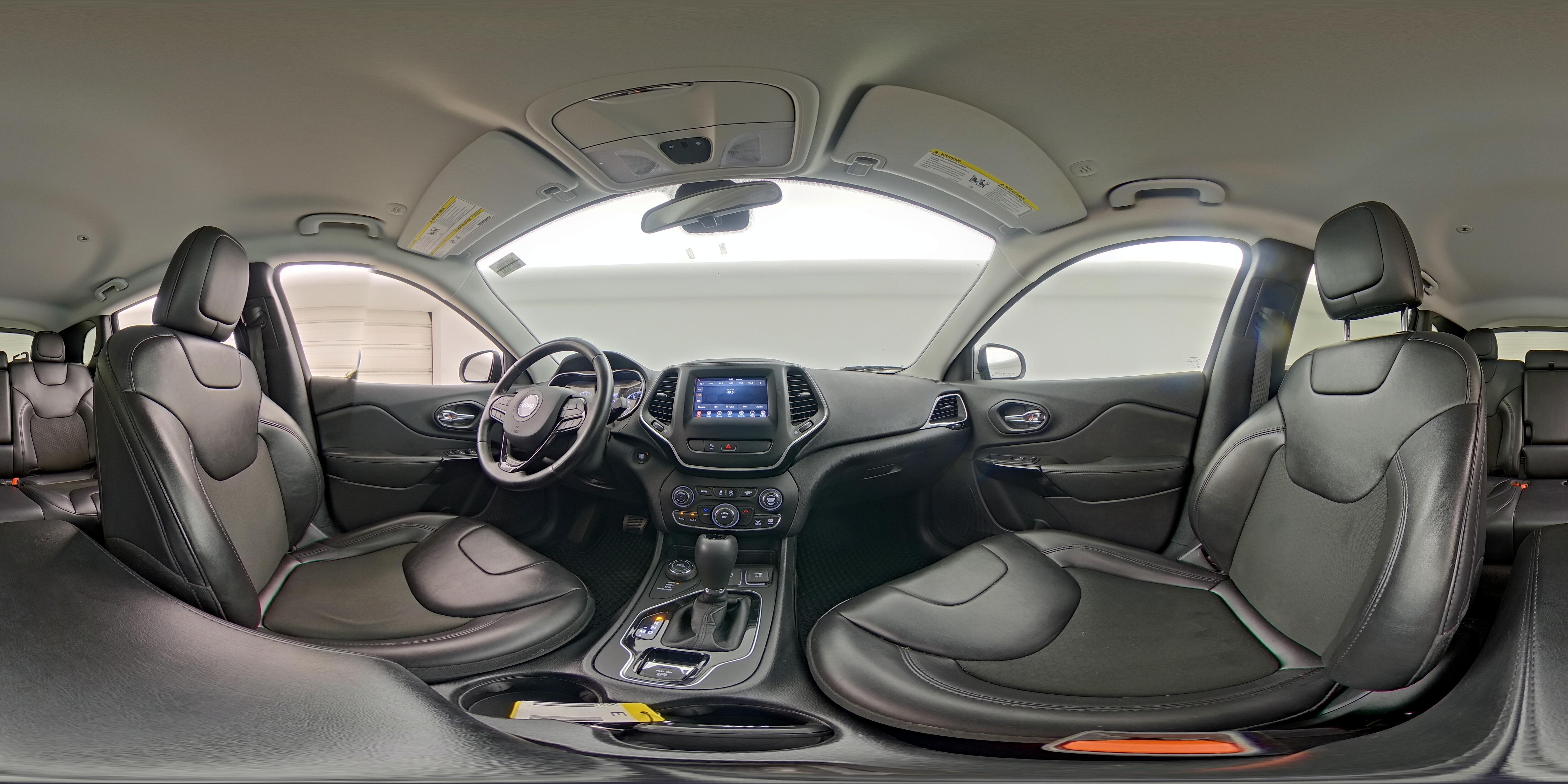 2020 Jeep Cherokee Latitude Plus - Photo 24
