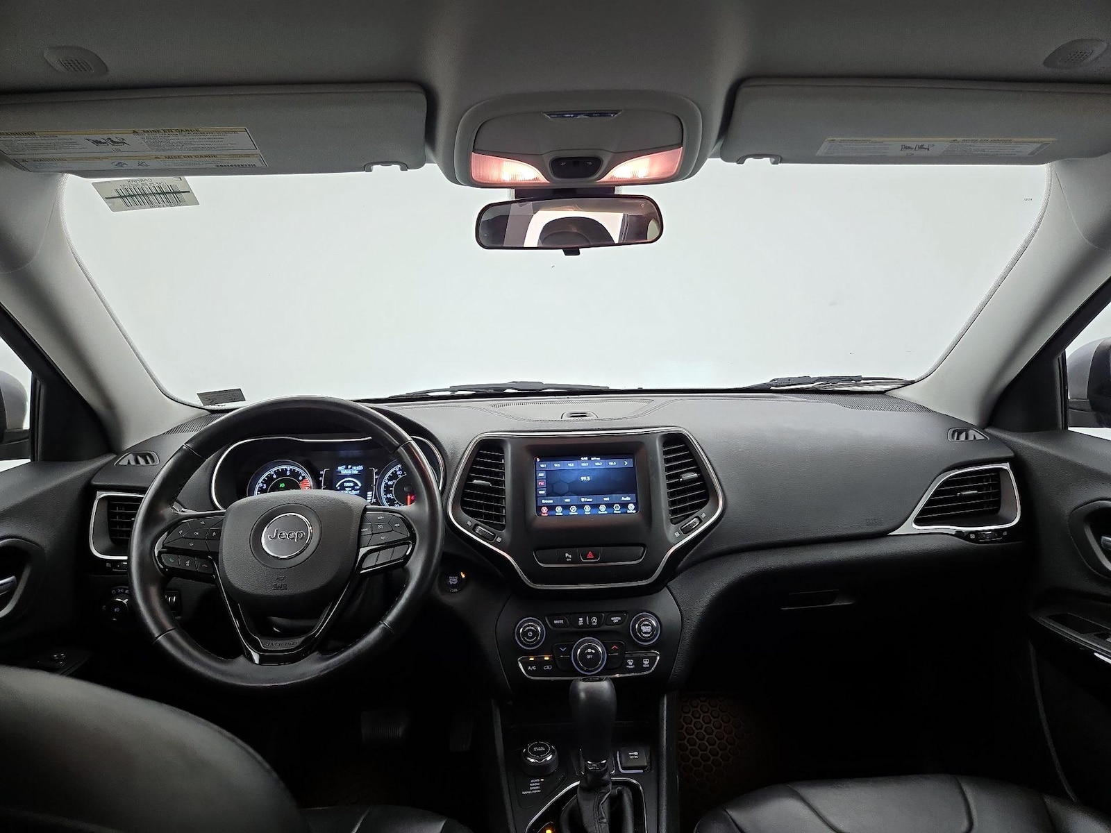 2020 Jeep Cherokee Latitude Plus - Photo 10