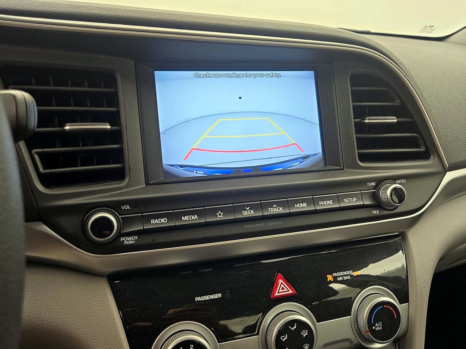 2019 Hyundai Elantra SEL - Photo 15