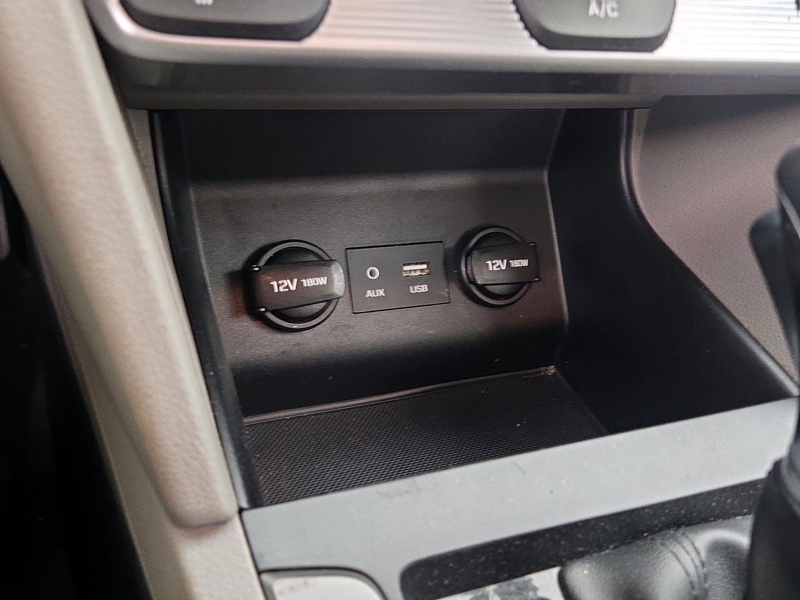 2019 Hyundai Elantra SEL - Photo 19