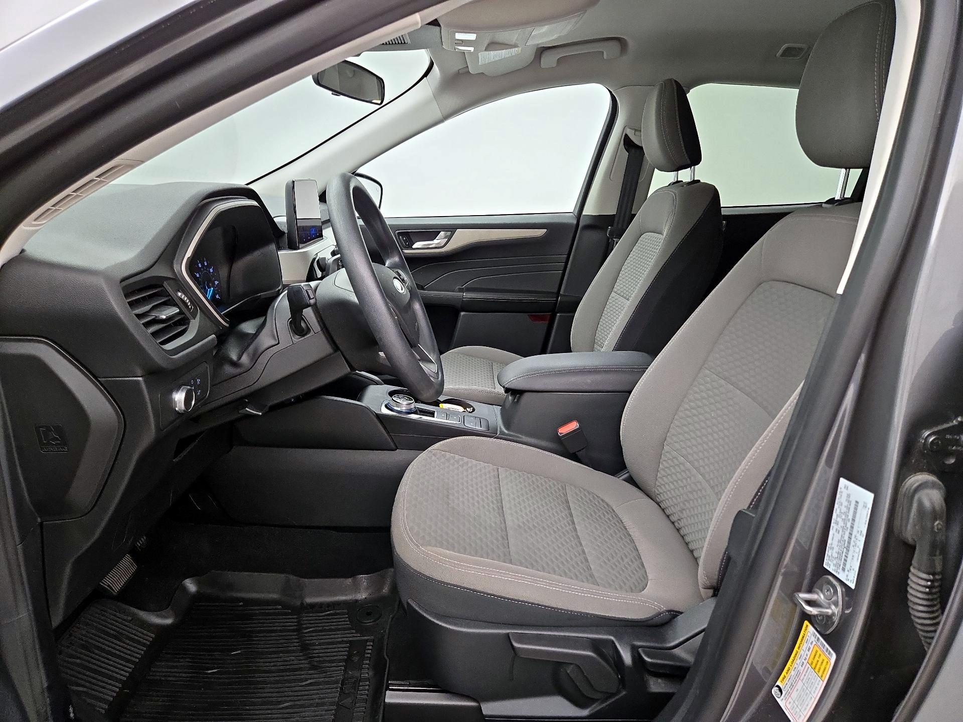 Thumbnail: 2021 Ford Escape - 11