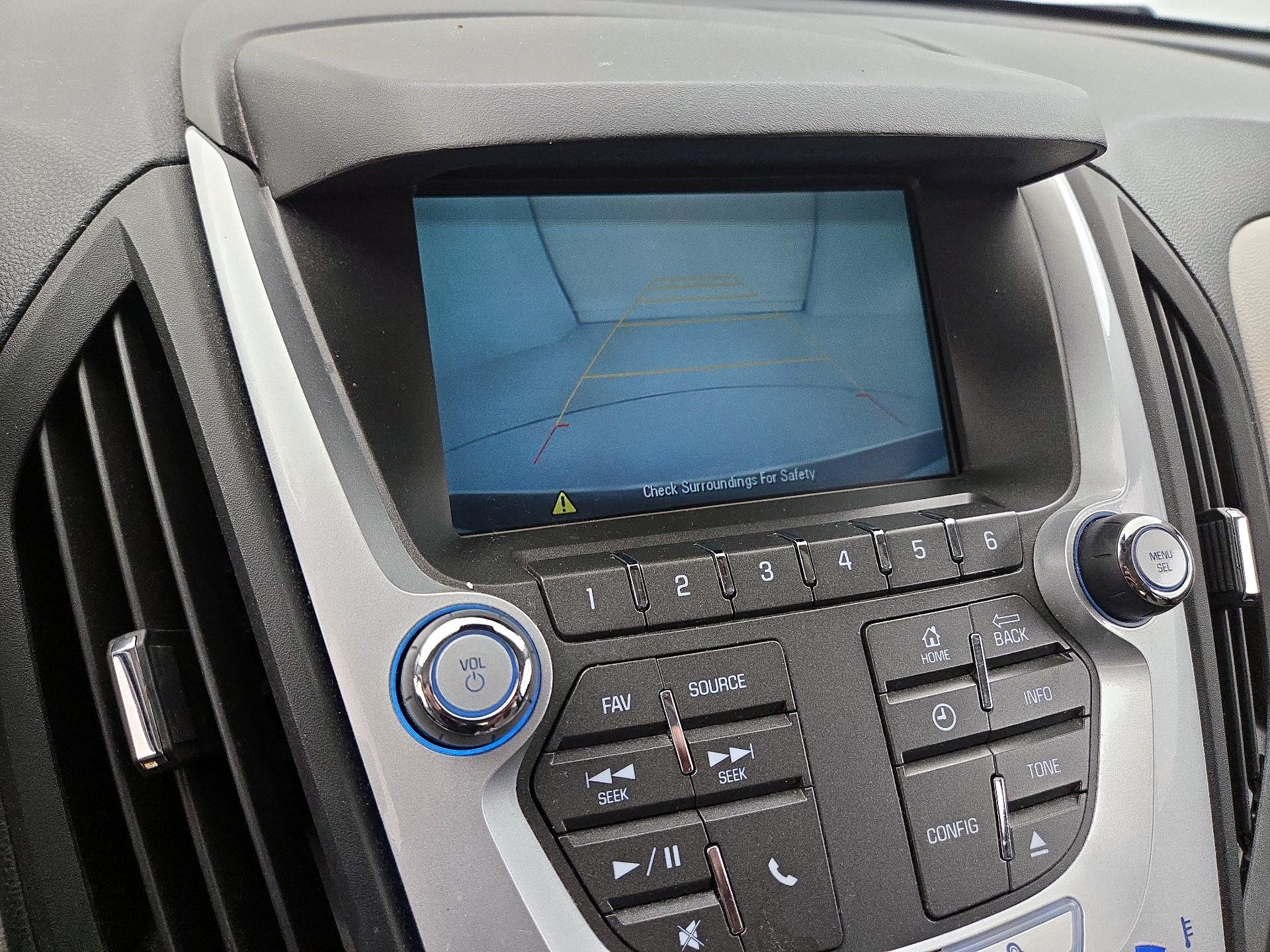 Thumbnail: 2015 Chevrolet Equinox - 14