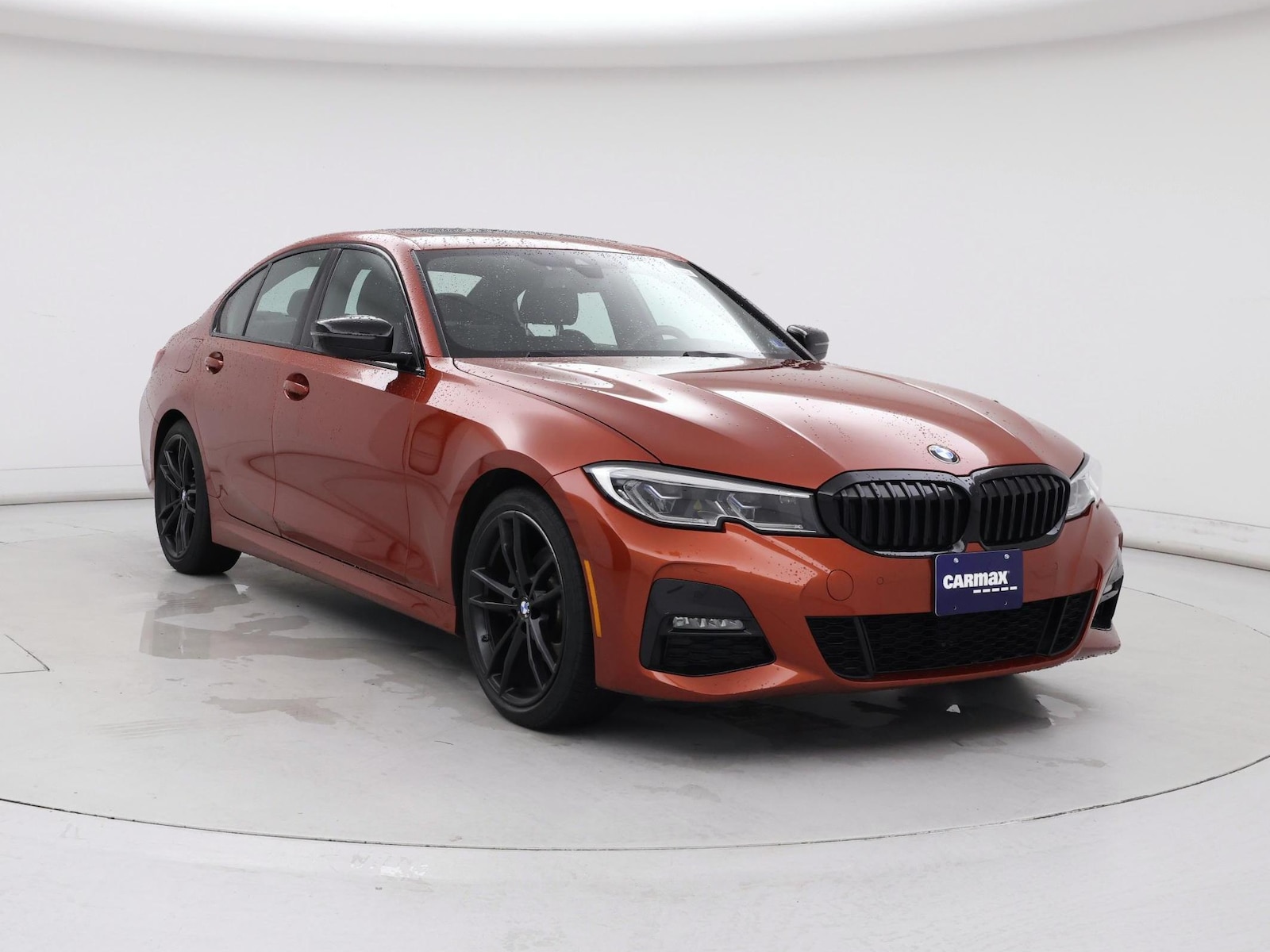 2021 BMW 3 Series 330i - Photo 2
