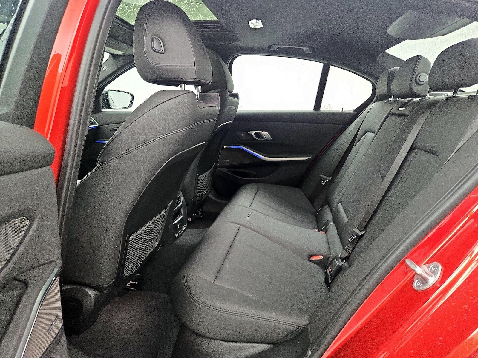 2021 BMW 3 Series 330i - Photo 22