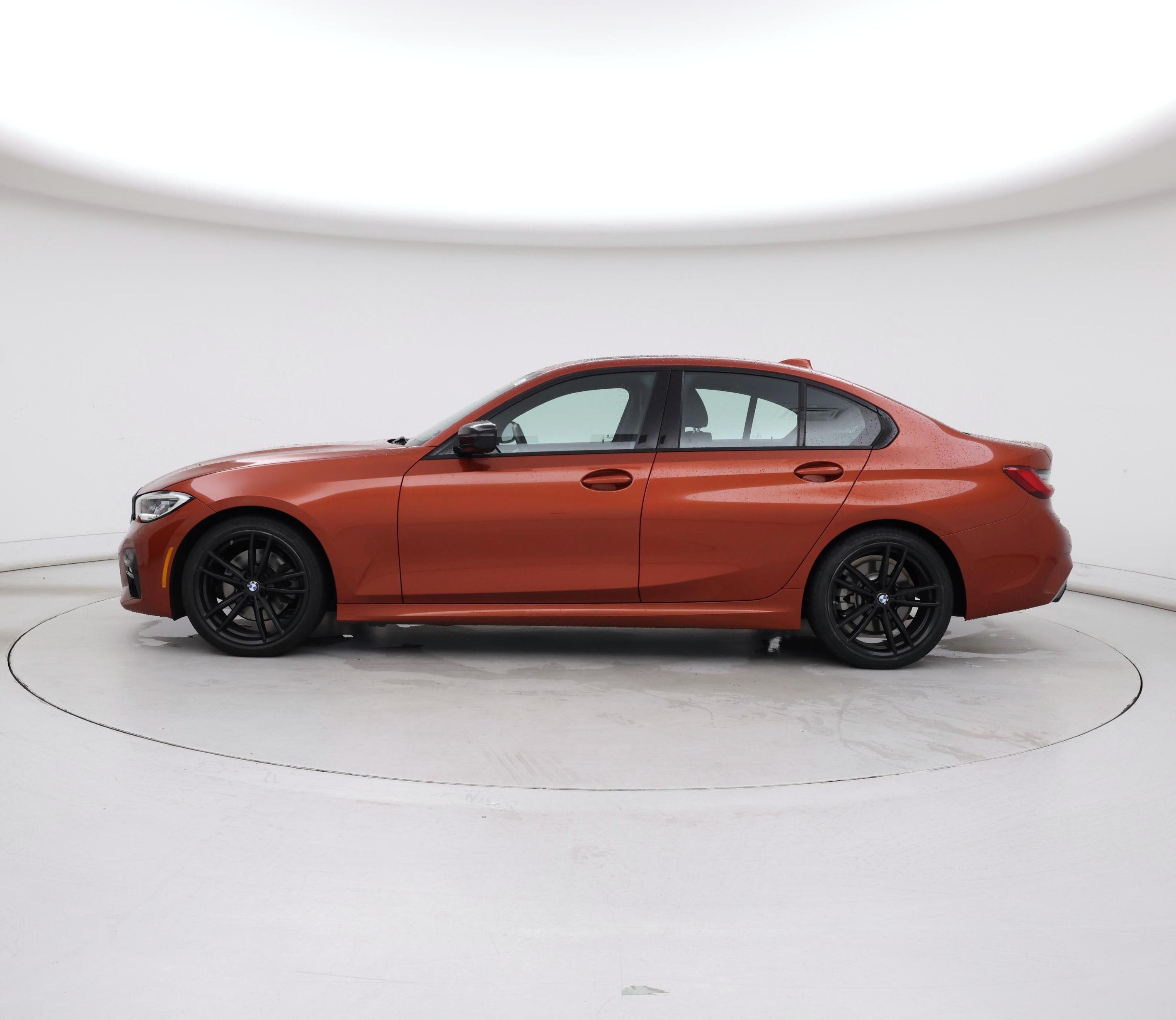 Thumbnail: 2021 BMW 3 Series - 3