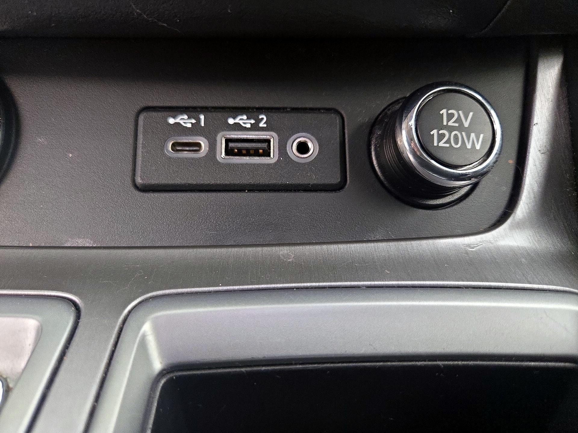 Thumbnail: 2020 Nissan Murano - 19