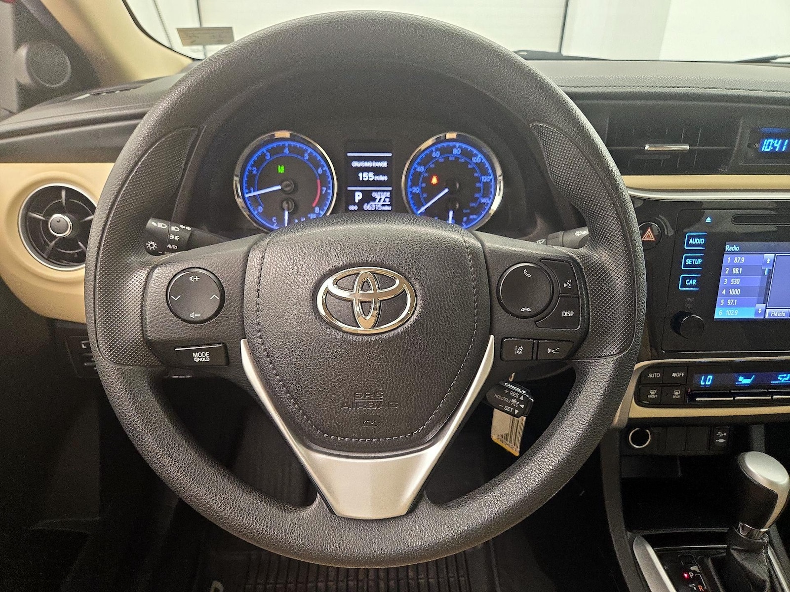 2018 Toyota Corolla LE - Photo 11