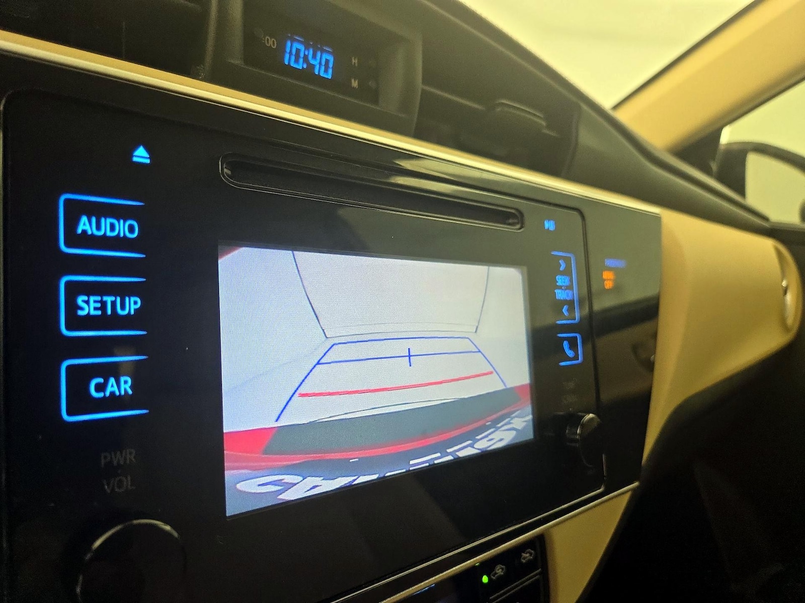 2018 Toyota Corolla LE - Photo 15