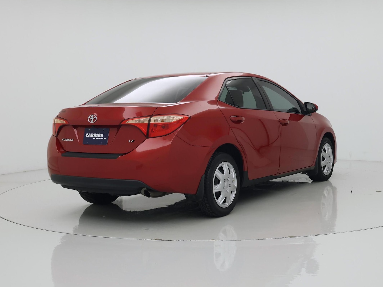2018 Toyota Corolla LE - Photo 9