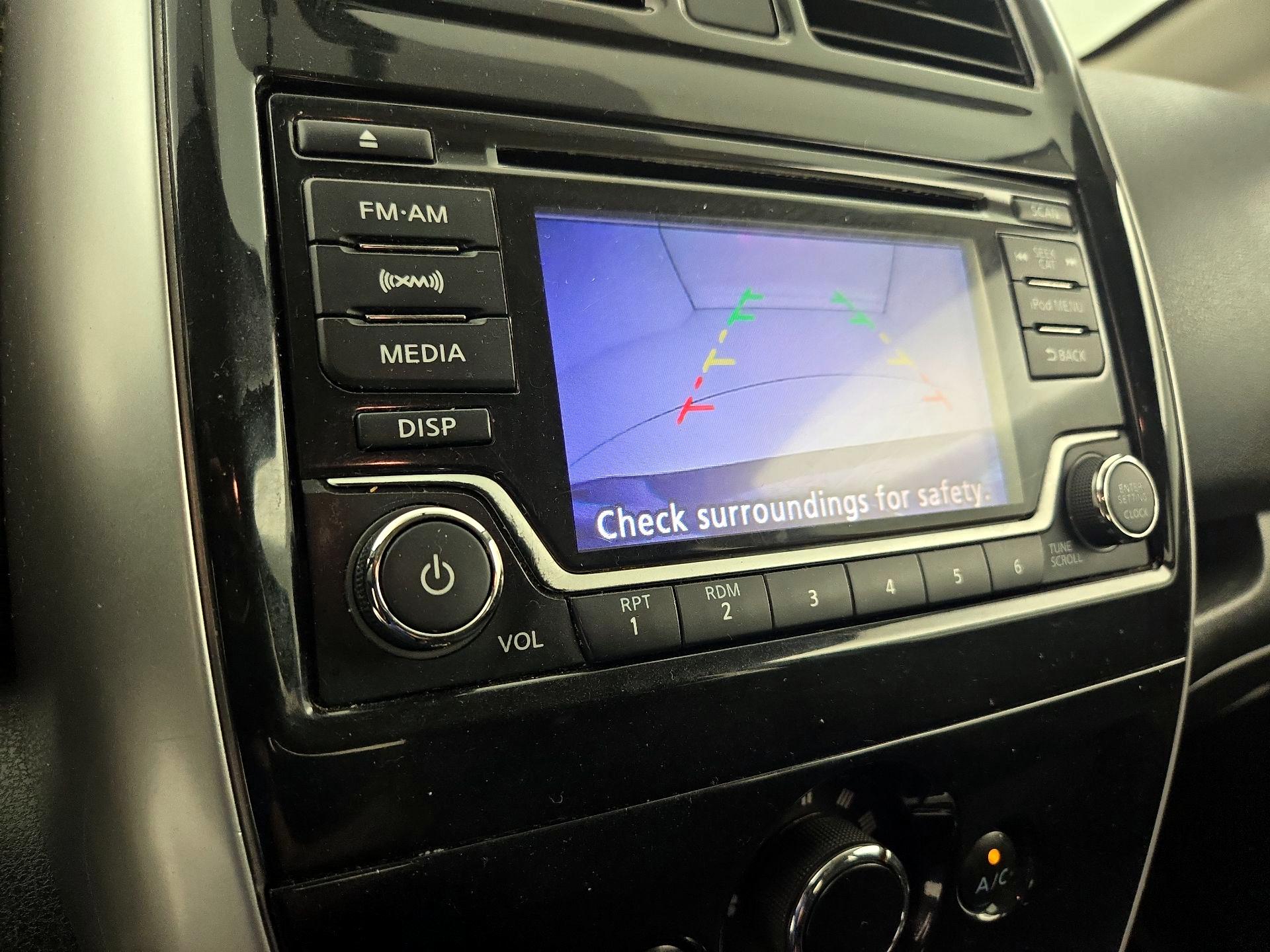 Thumbnail: 2018 Nissan Versa Note - 14