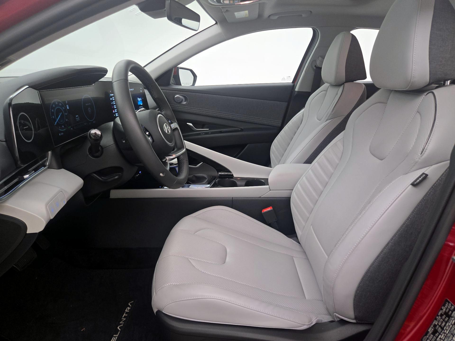 Thumbnail: 2024 Hyundai Elantra - 11