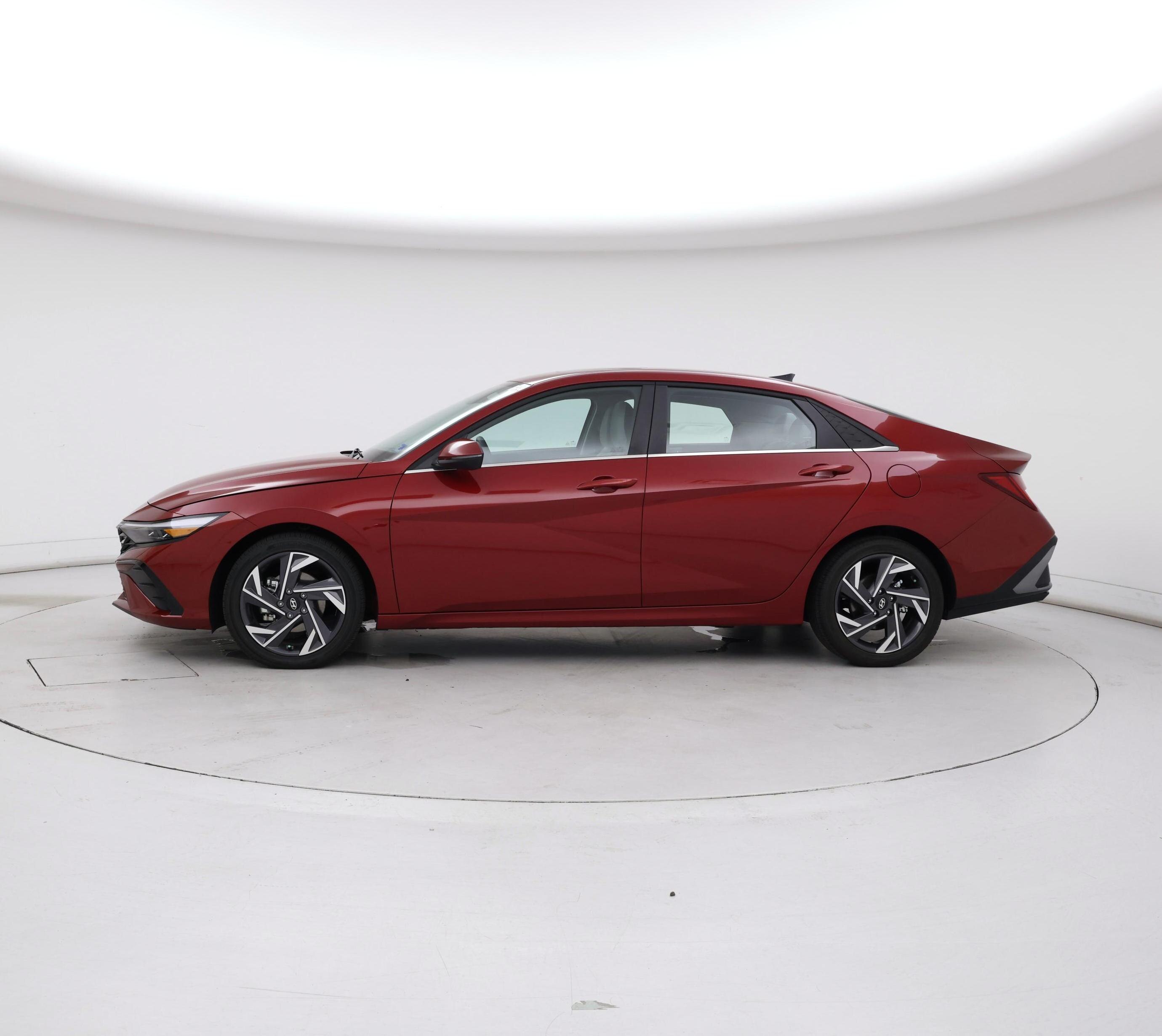 Thumbnail: 2024 Hyundai Elantra - 3