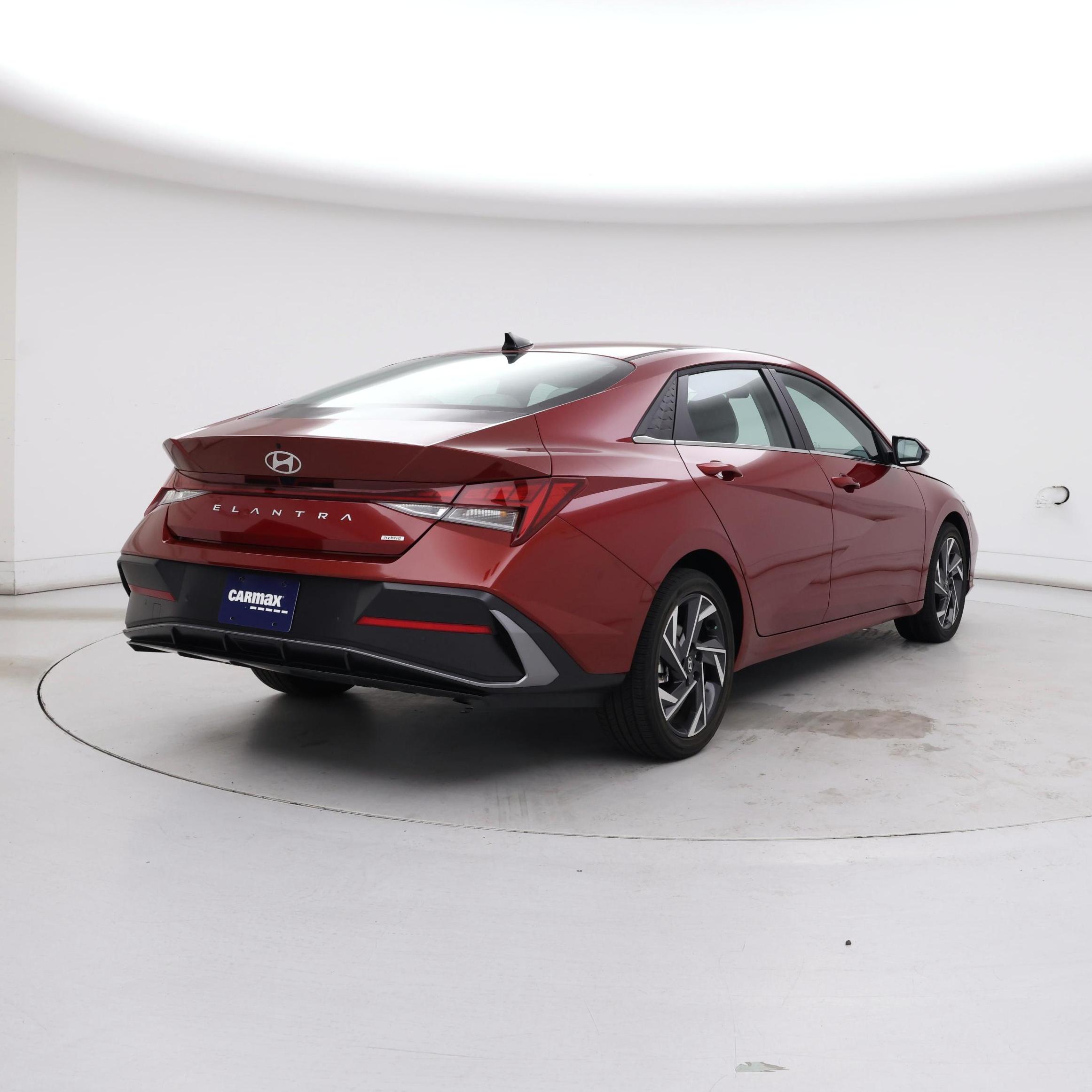 Thumbnail: 2024 Hyundai Elantra - 8