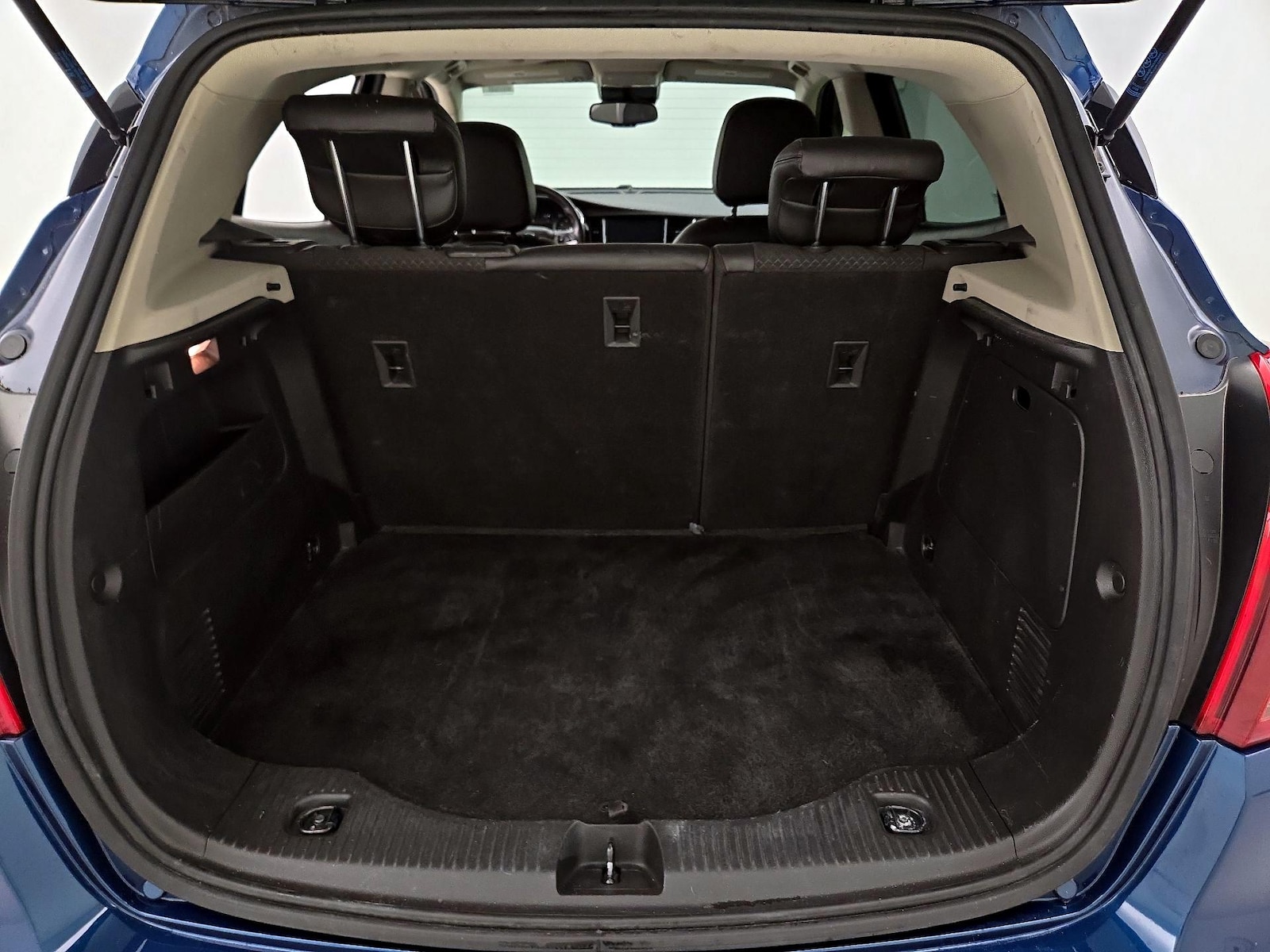 2019 Buick Encore Sport Touring - Photo 21