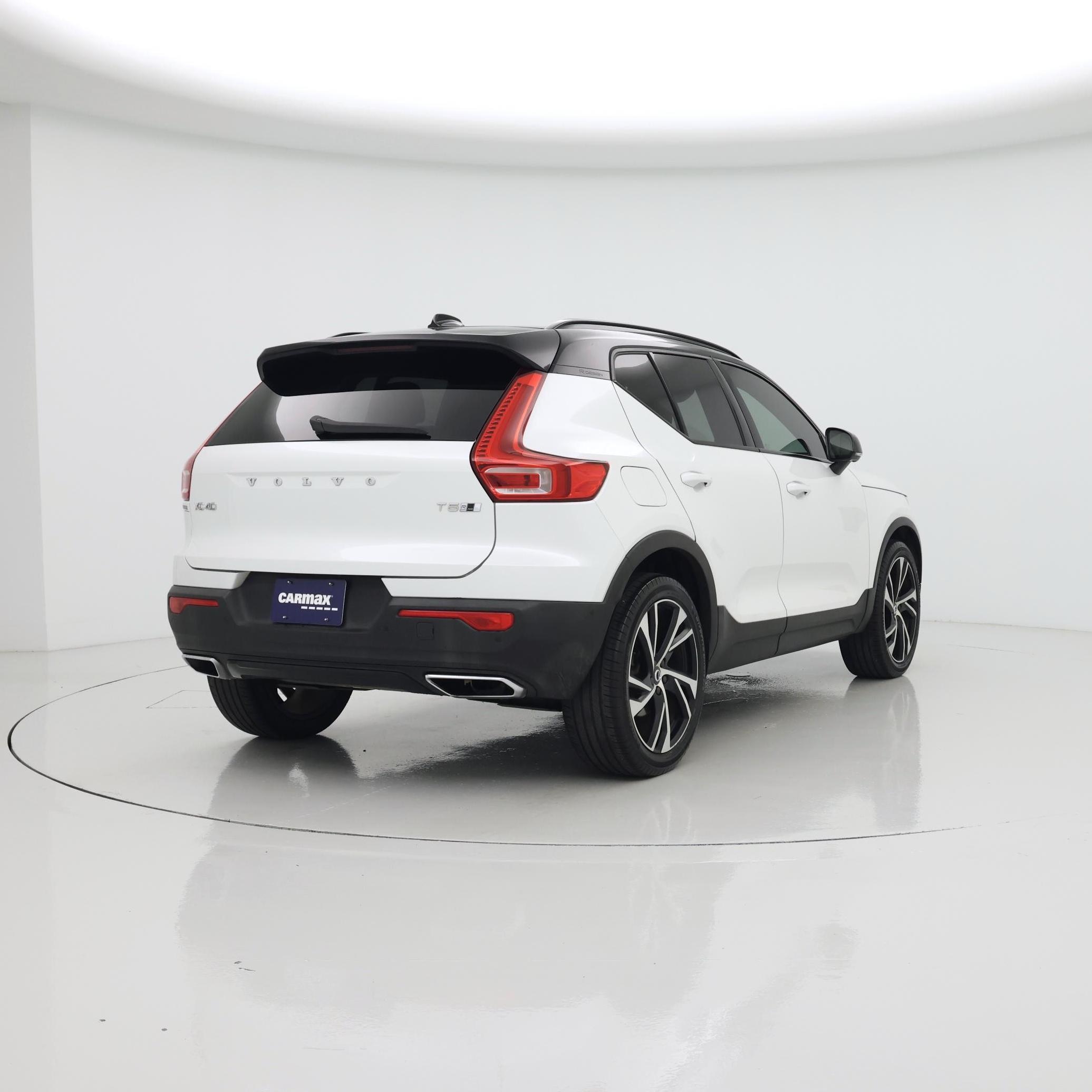 Thumbnail: 2019 Volvo XC40 - 8