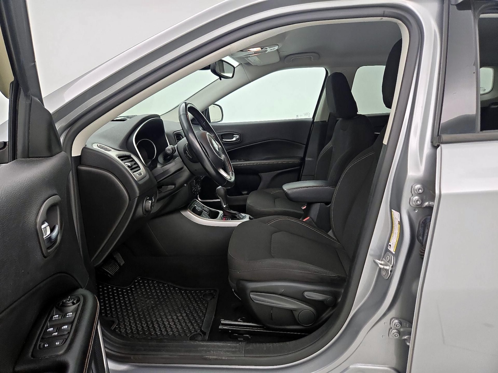 2021 Jeep Compass Sport - Photo 12
