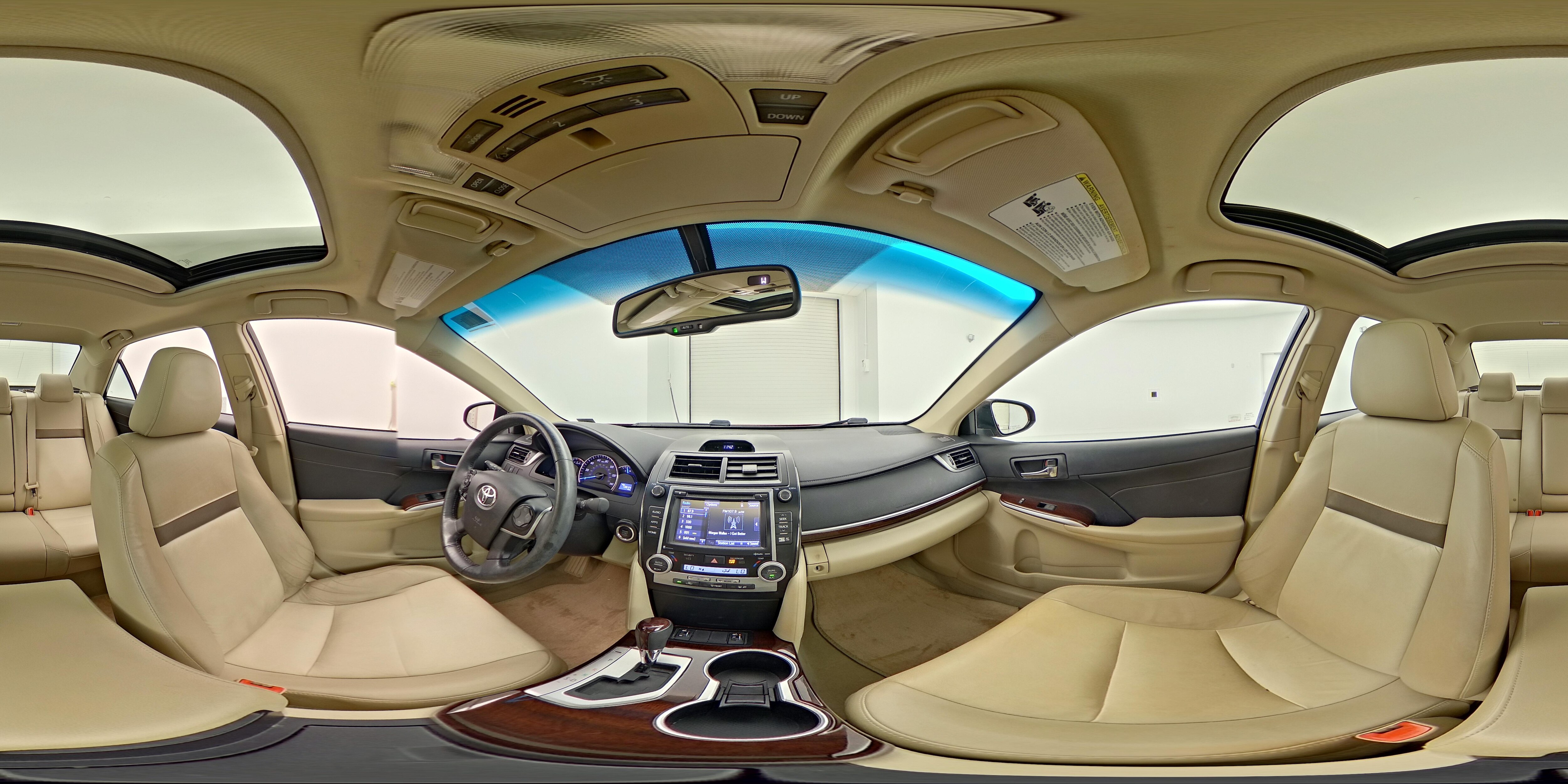 2014 Toyota Camry XLE - Photo 27