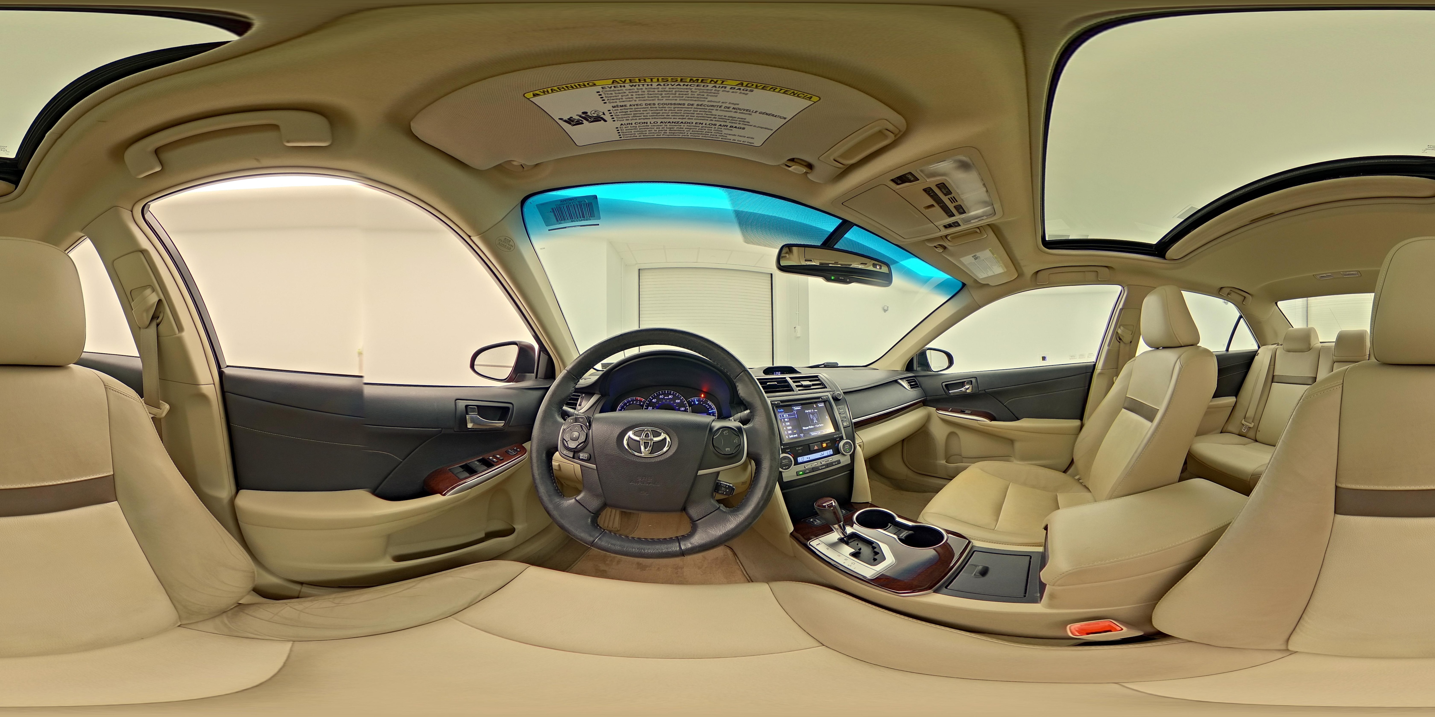 2014 Toyota Camry XLE - Photo 29