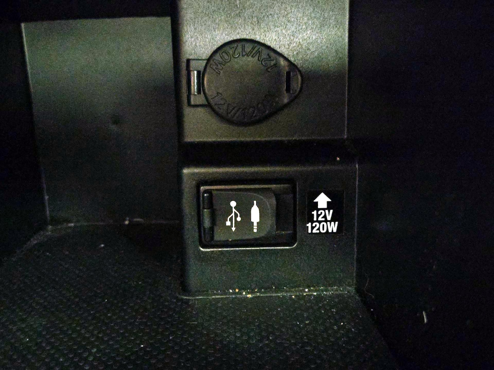 2014 Toyota Camry XLE - Photo 20