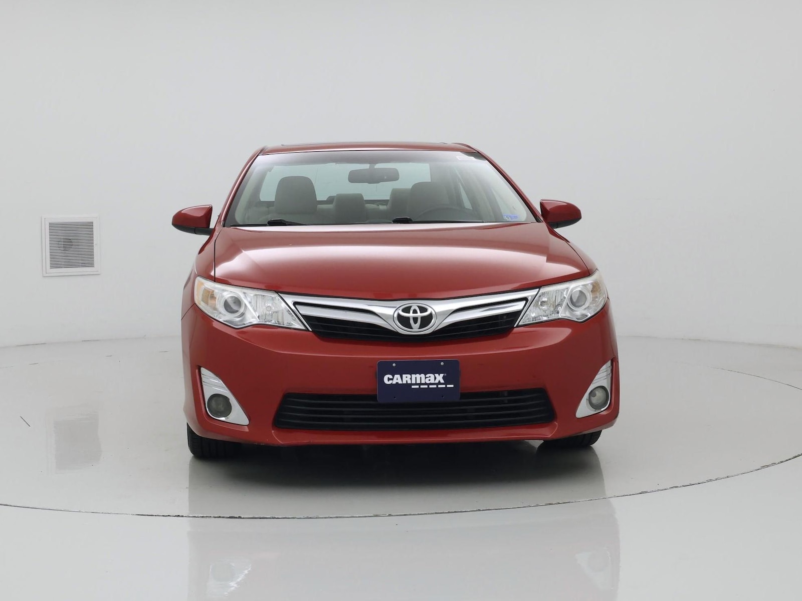 2014 Toyota Camry XLE - Photo 6