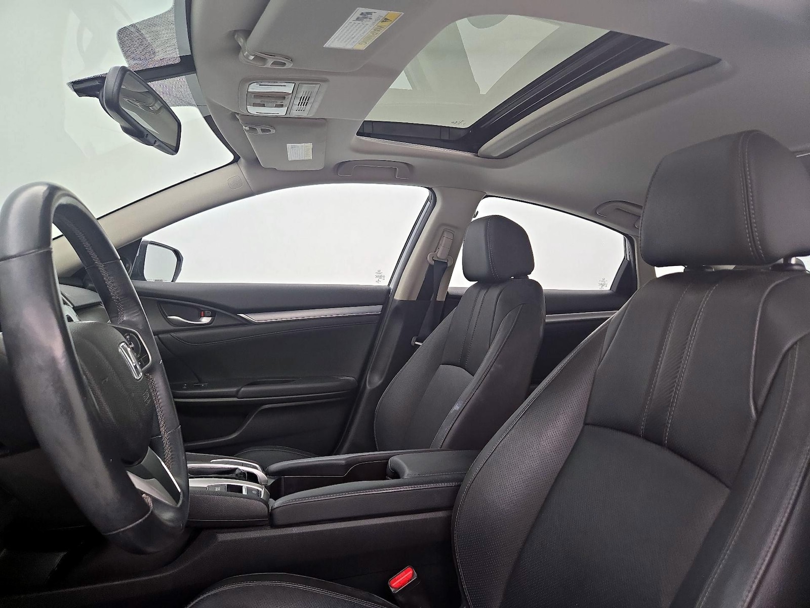 Sunroof(s) & Overhead Airbags