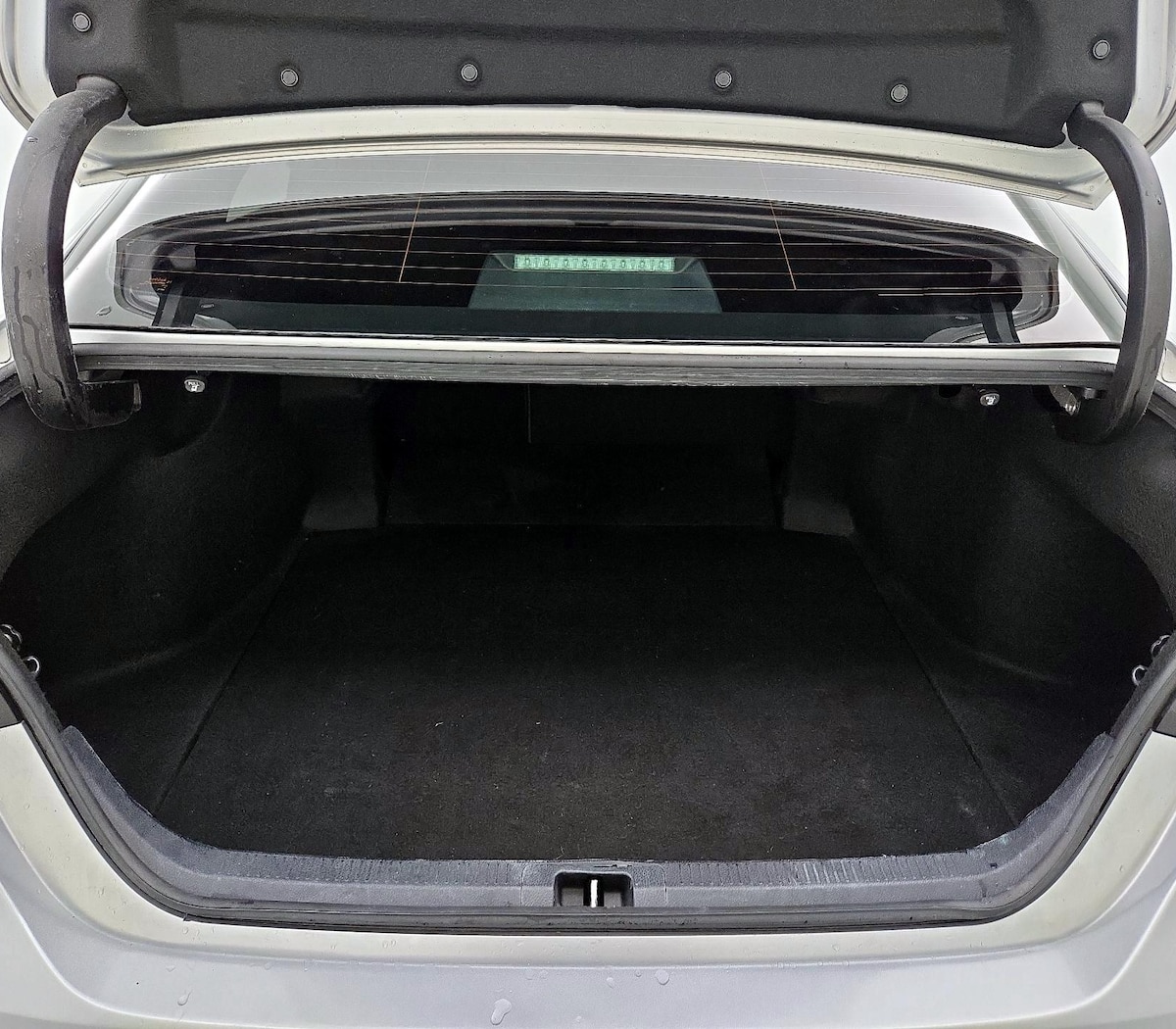 Trunk/Cargo (Seats Up)