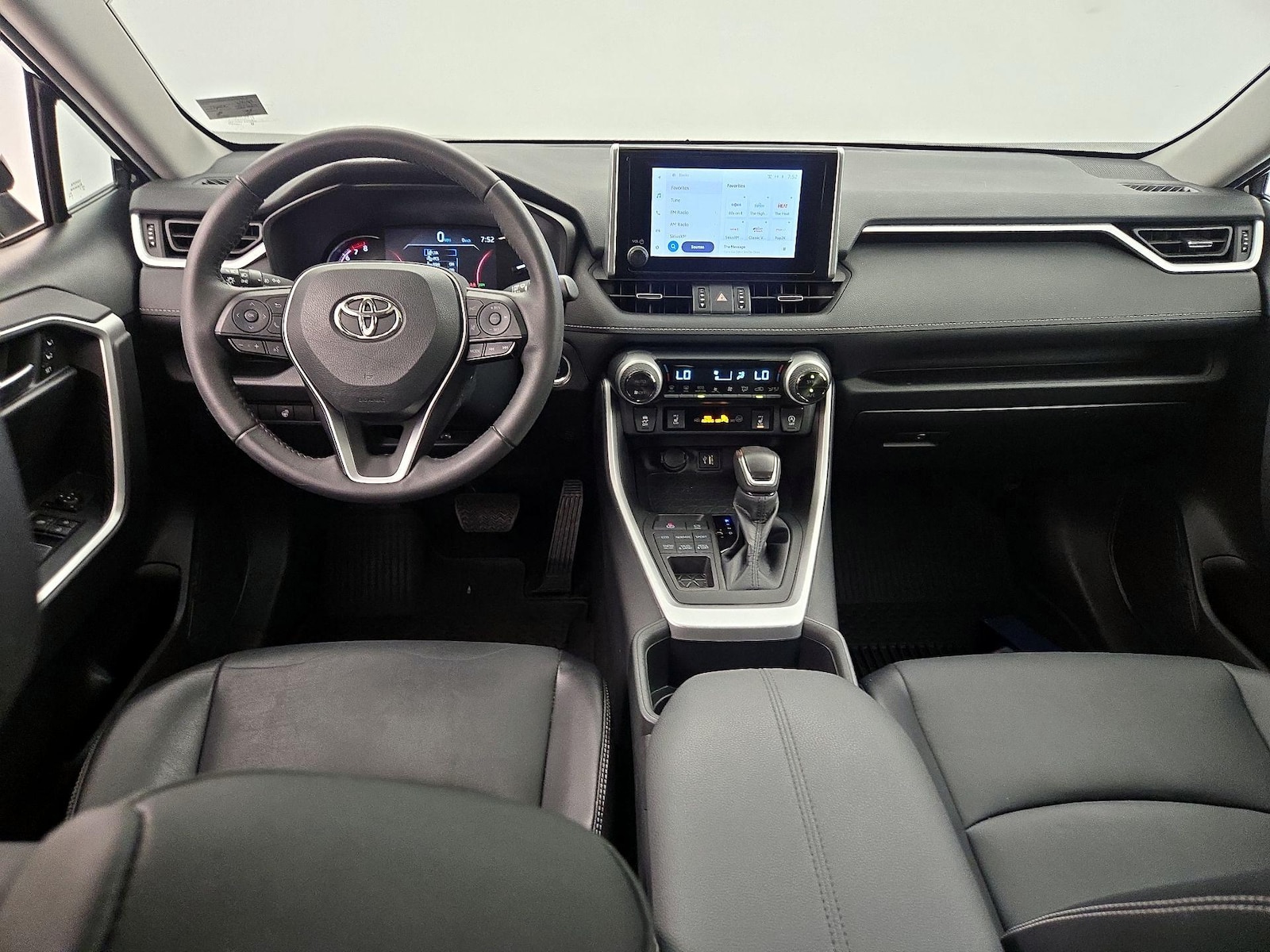 2023 Toyota RAV4 XLE Premium - Photo 10