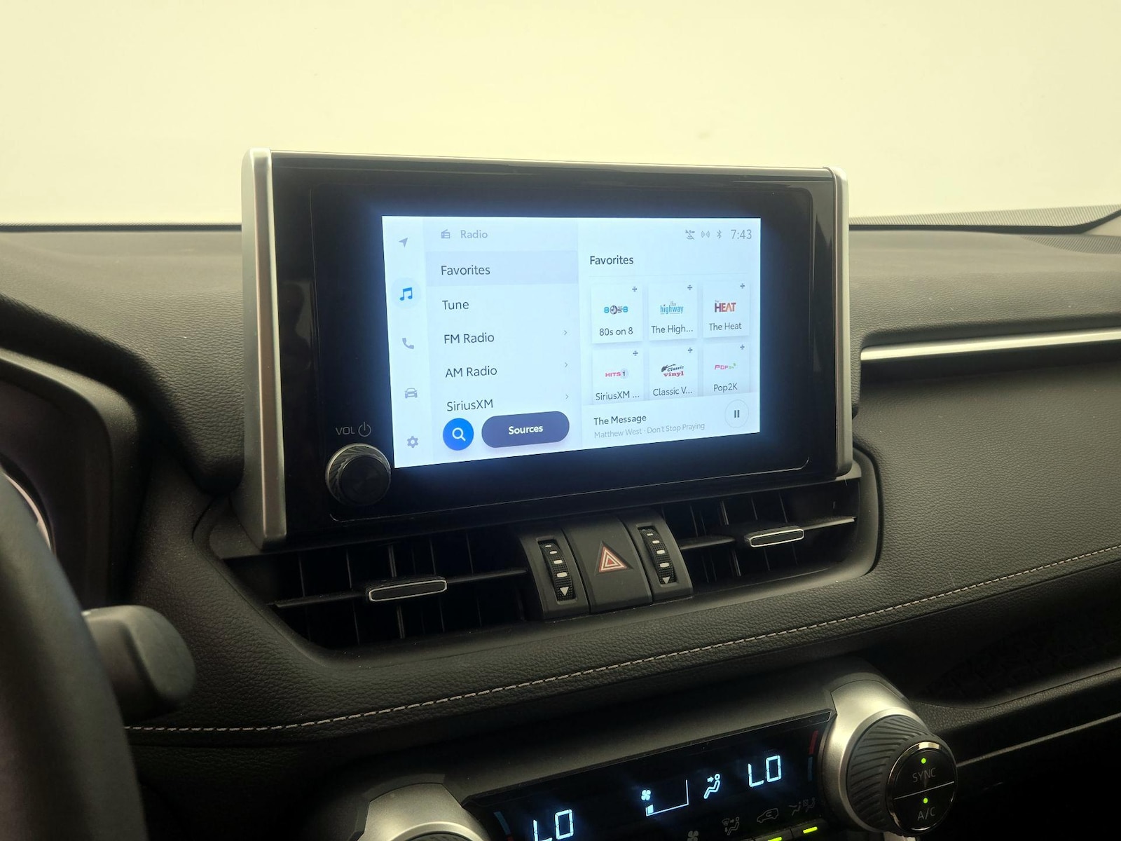 2023 Toyota RAV4 XLE Premium - Photo 16