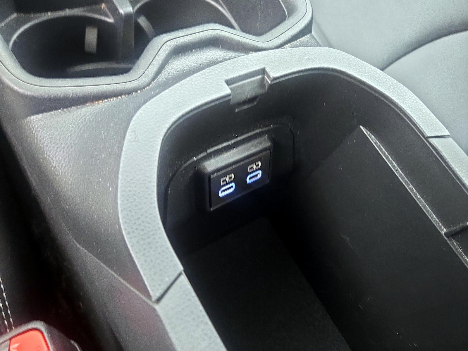 2023 Toyota RAV4 XLE Premium - Photo 19