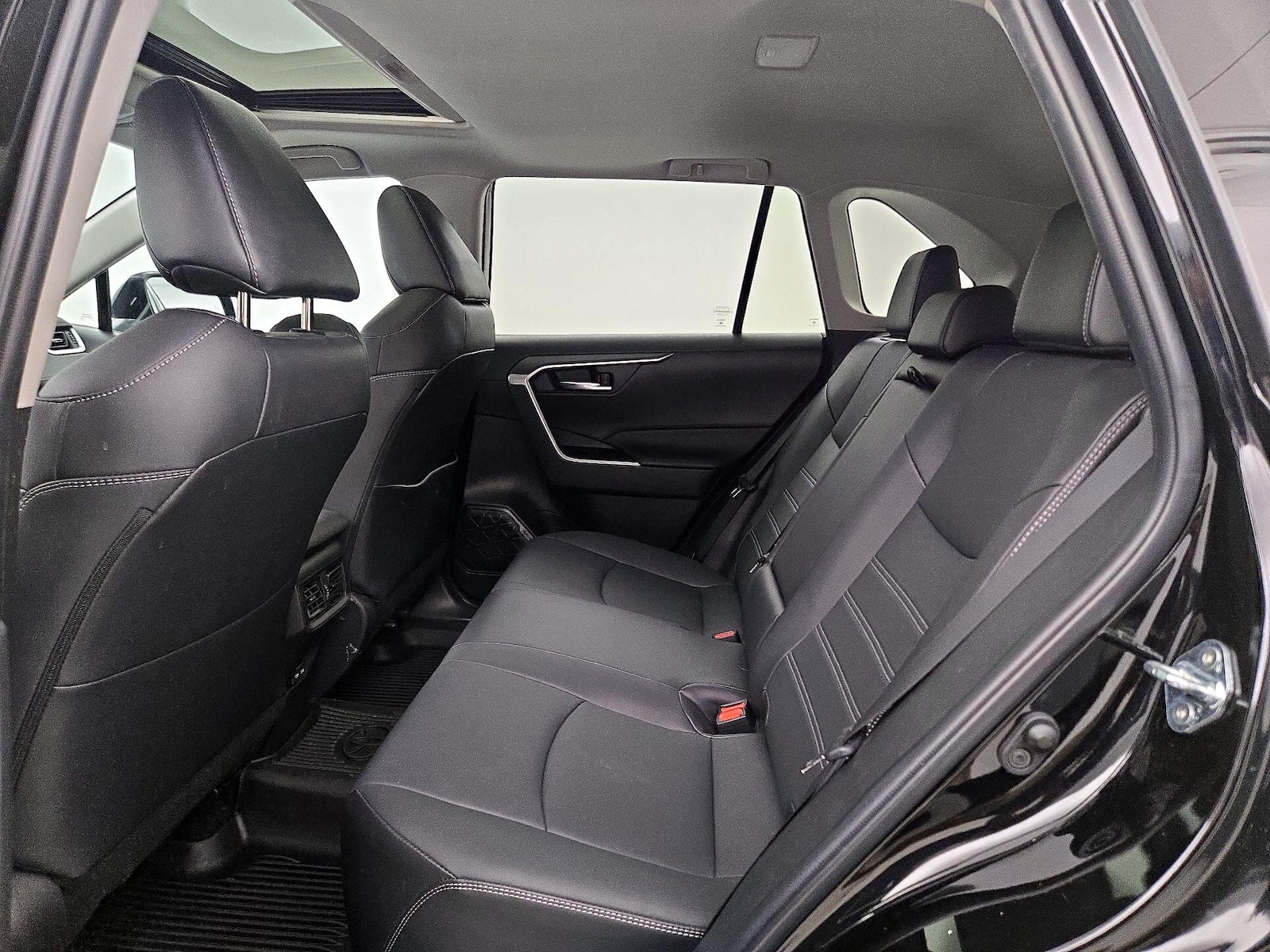 2023 Toyota RAV4 XLE Premium - Photo 21