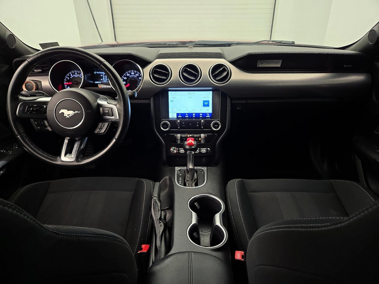 2019 Ford Mustang EcoBoost - Photo 10