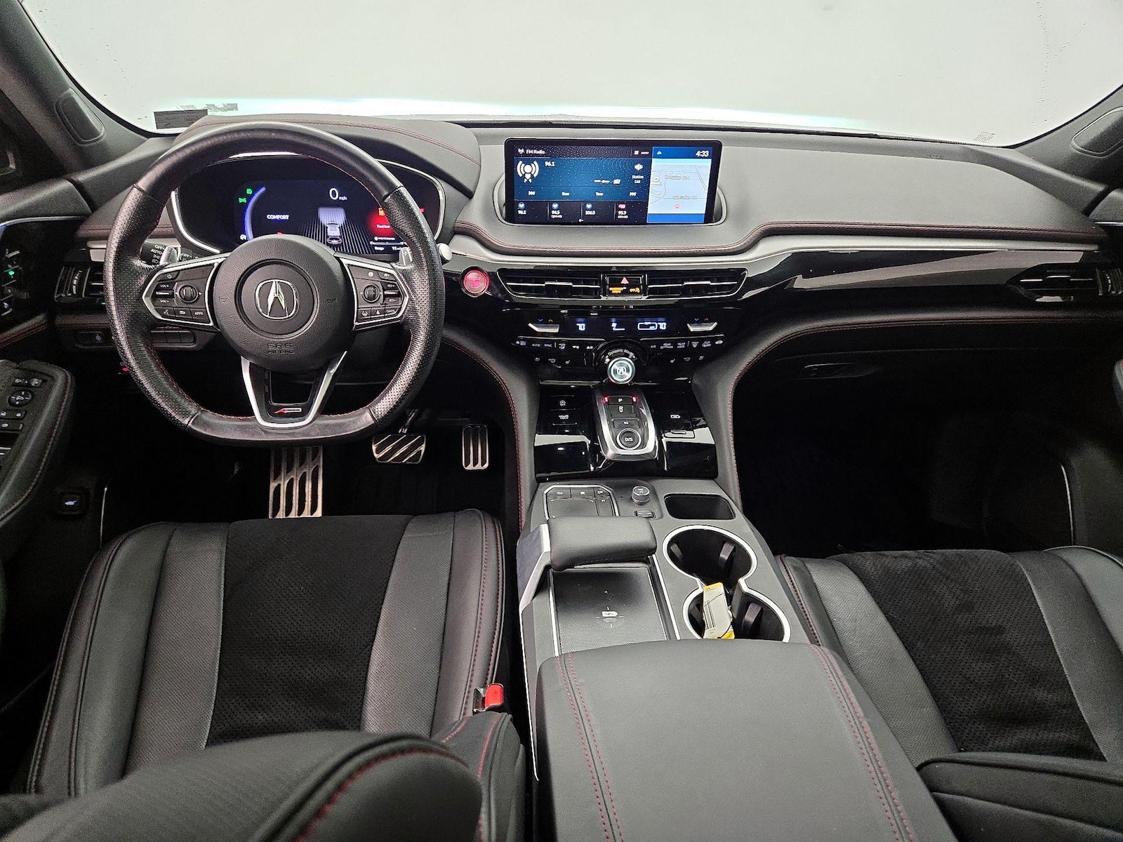 Apple CarPlay® & Android Auto™