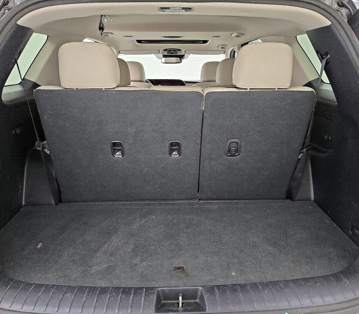 Trunk/Cargo (Seats Up)