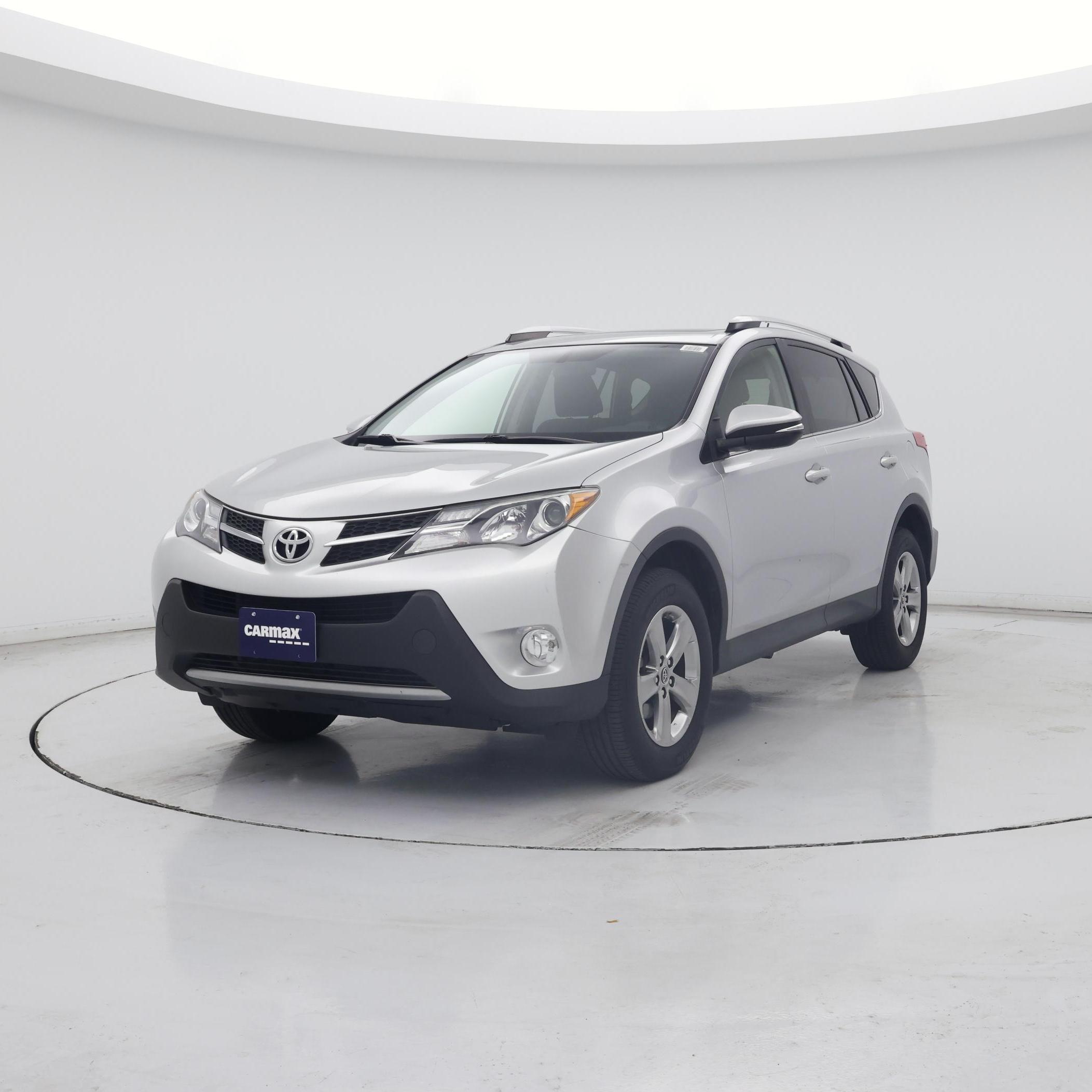 Thumbnail: 2015 Toyota RAV4 - 4