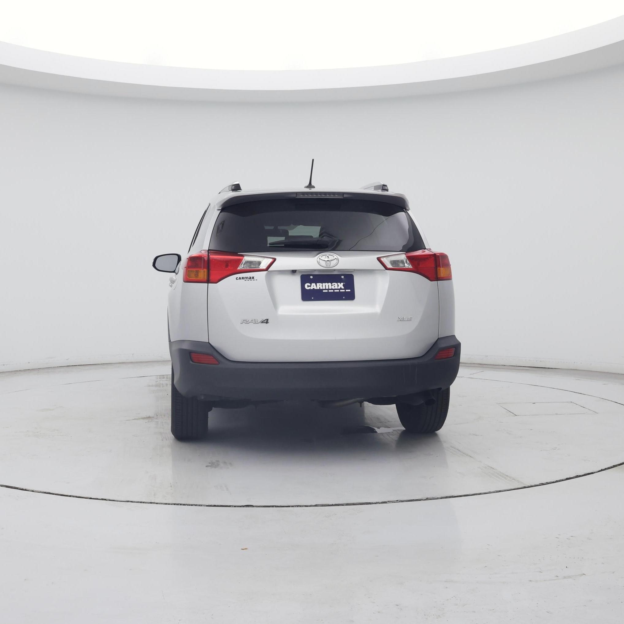 Thumbnail: 2015 Toyota RAV4 - 6