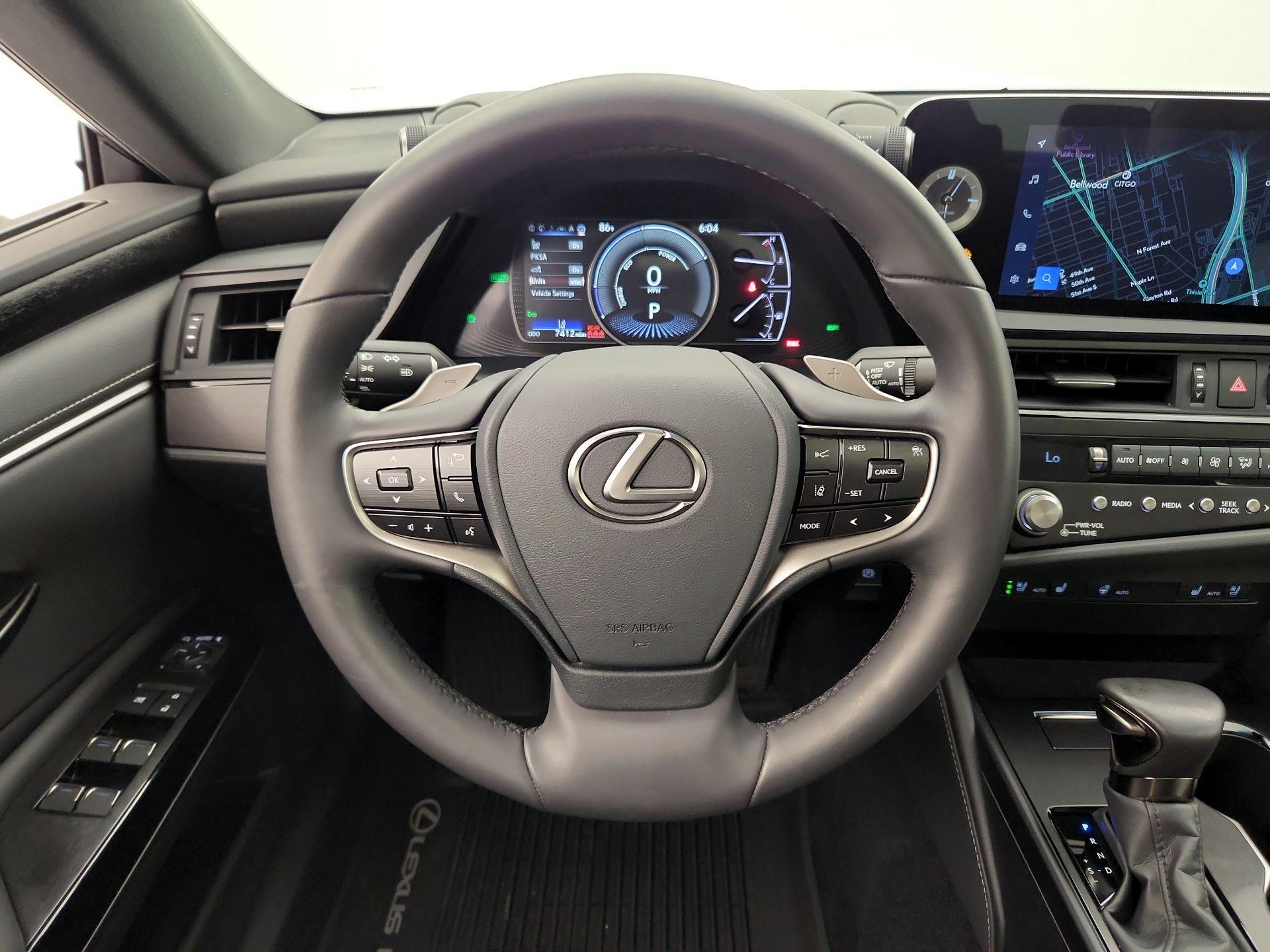Thumbnail: 2025 Lexus ES - 10