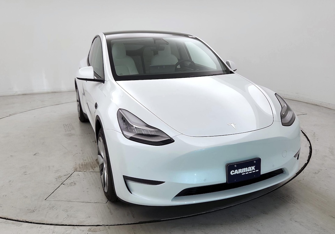 2021 Tesla Model Y Long Range All-Wheel Drive in White — CarMax photo