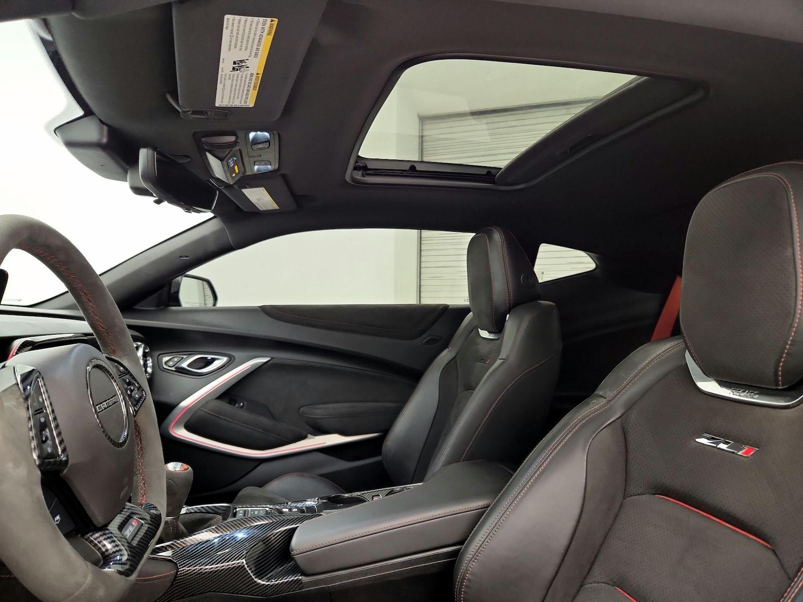 Sunroof(s) & Overhead Airbags