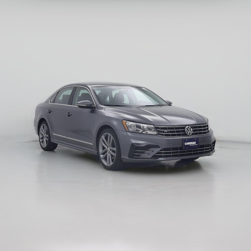 2016 Volkswagen Passat R-Line