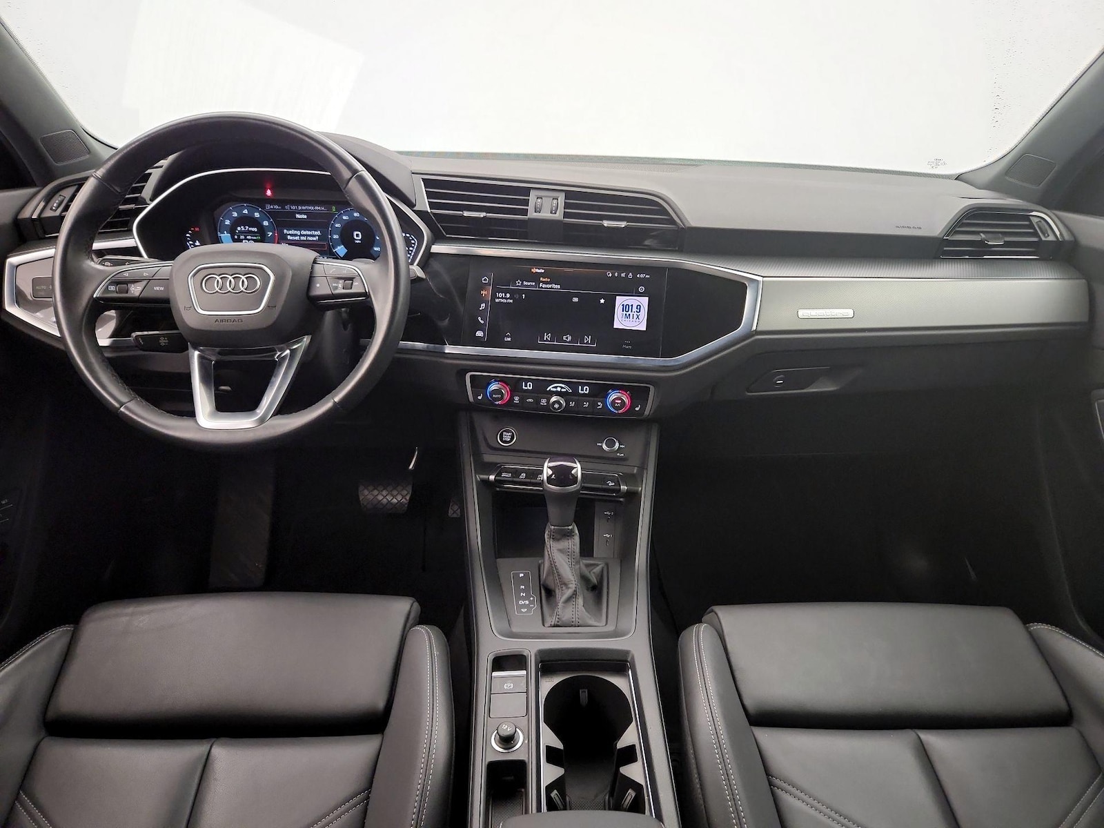 Apple CarPlay® & Android Auto™
