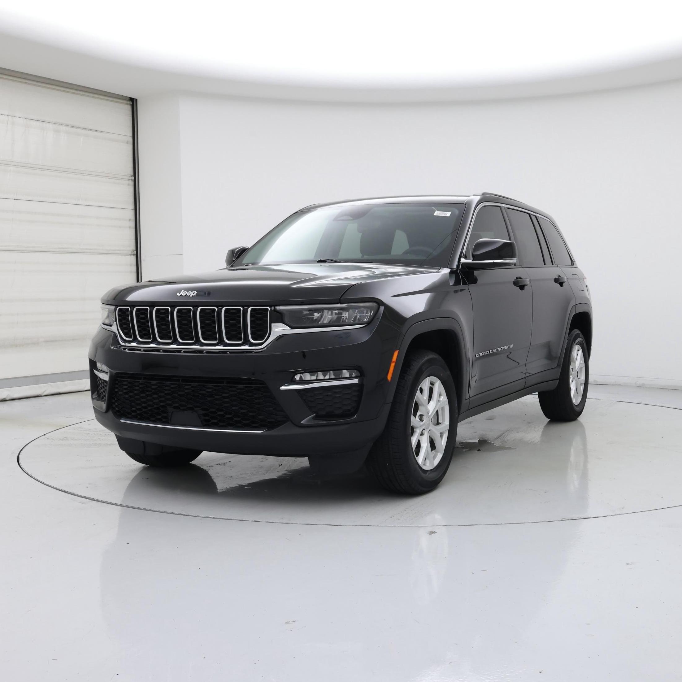 Thumbnail: 2023 Jeep Grand Cherokee - 4