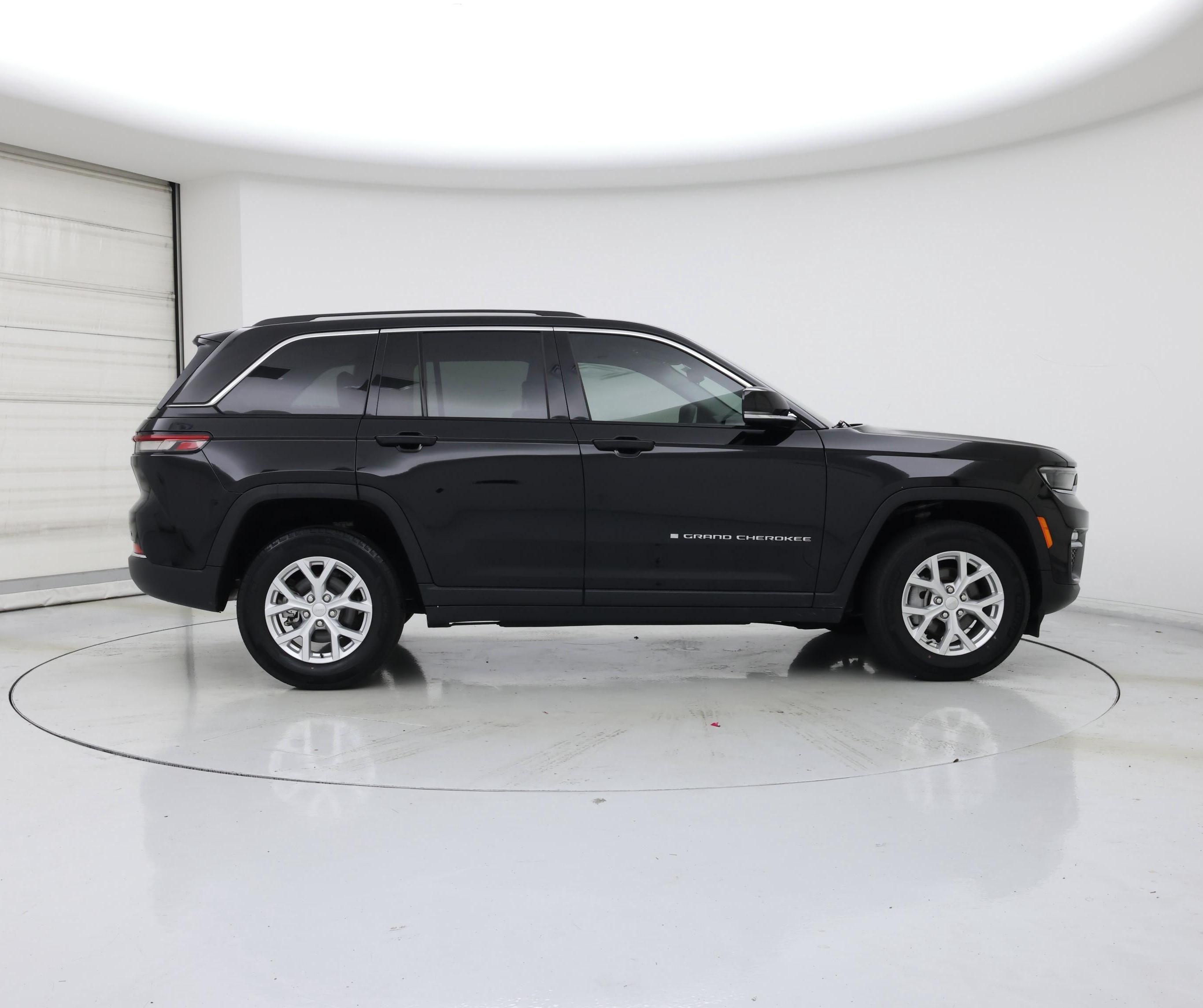 Thumbnail: 2023 Jeep Grand Cherokee - 7