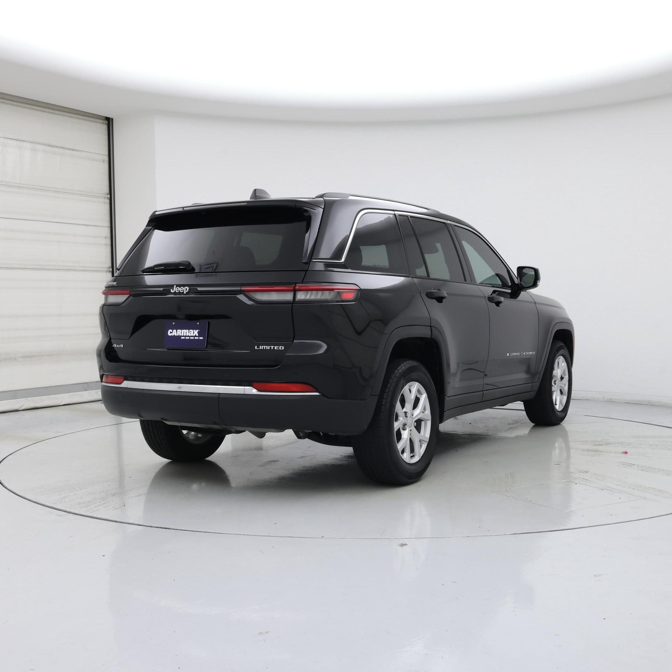 Thumbnail: 2023 Jeep Grand Cherokee - 8