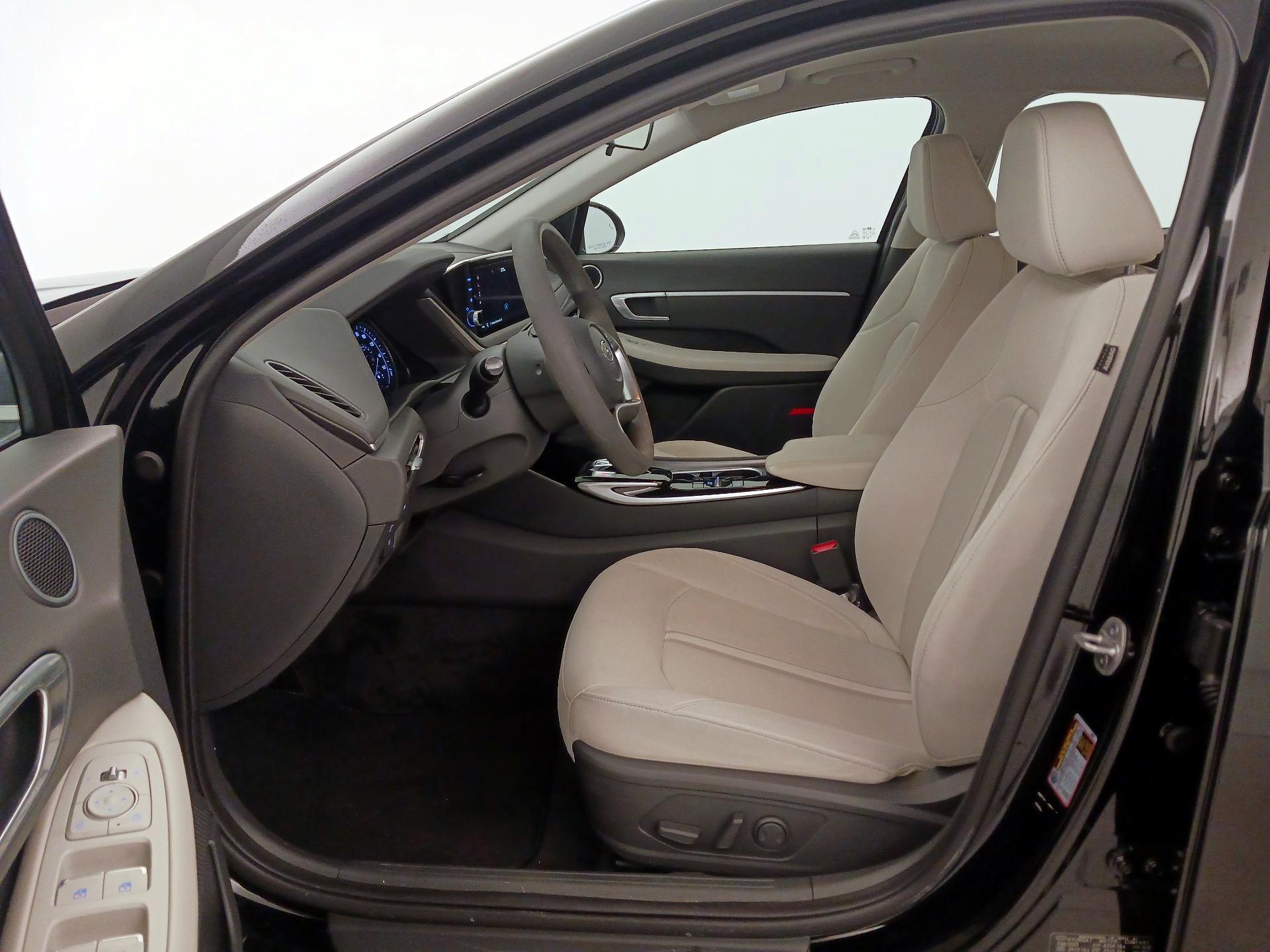 Thumbnail: 2023 Hyundai Sonata - 11