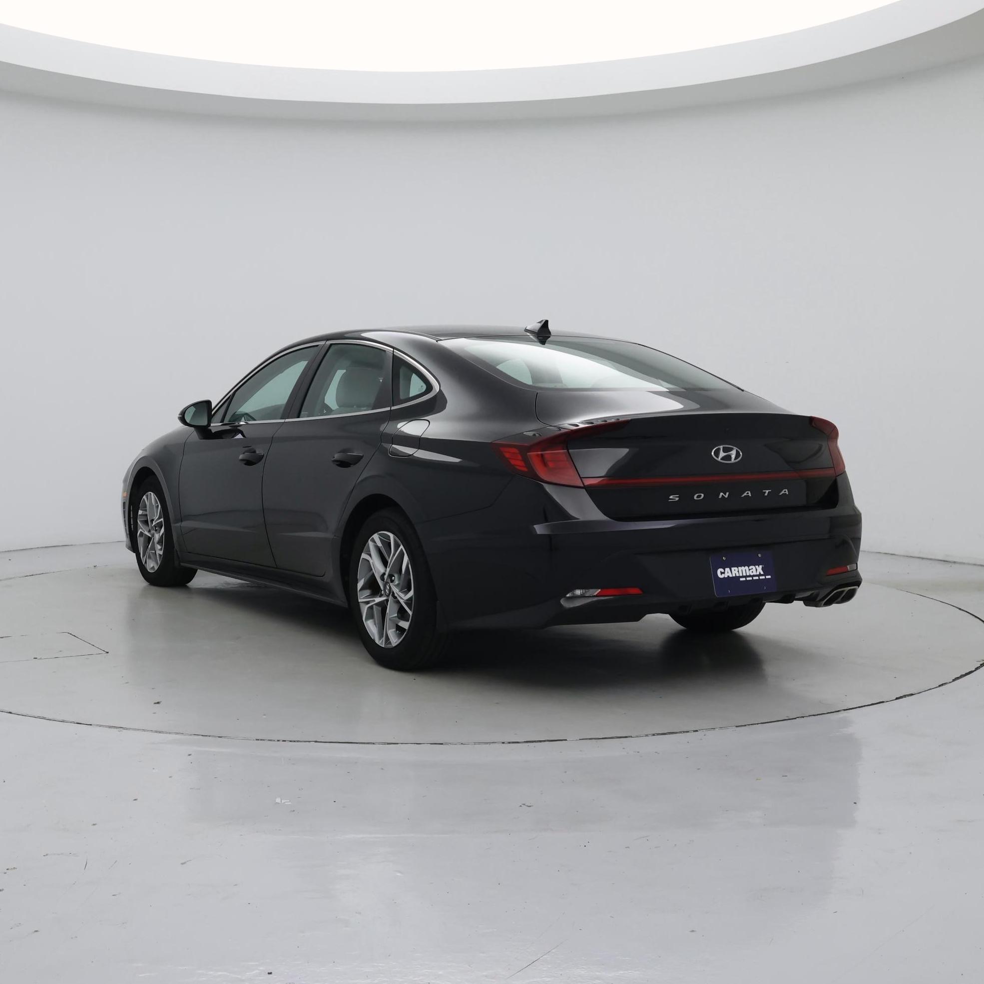 Thumbnail: 2023 Hyundai Sonata - 2