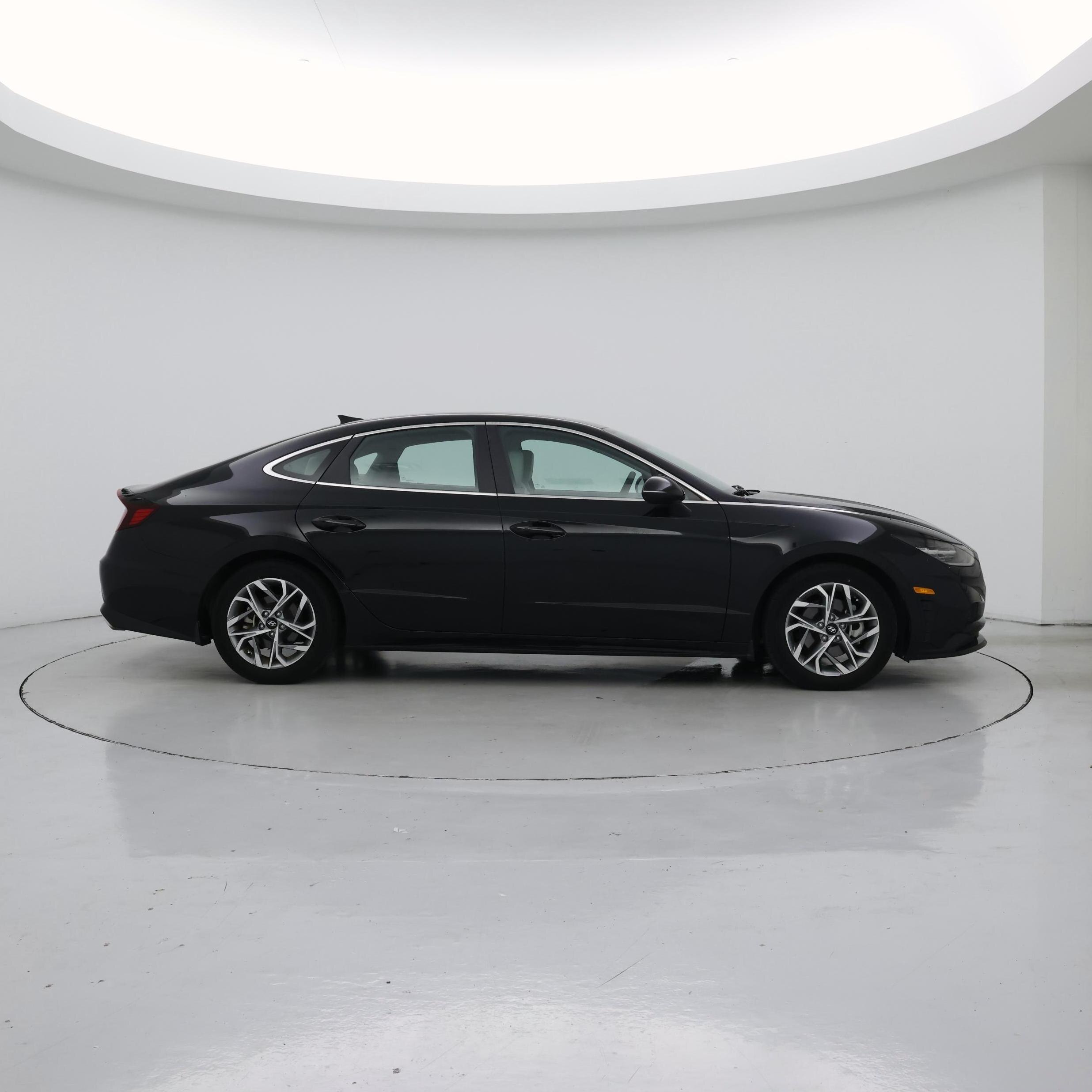 Thumbnail: 2023 Hyundai Sonata - 7