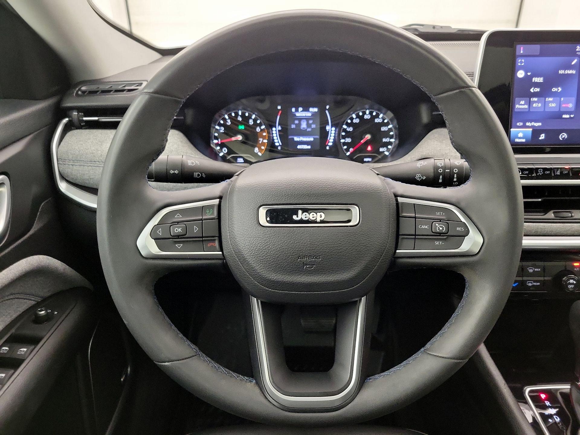 Thumbnail: 2022 Jeep Compass - 10