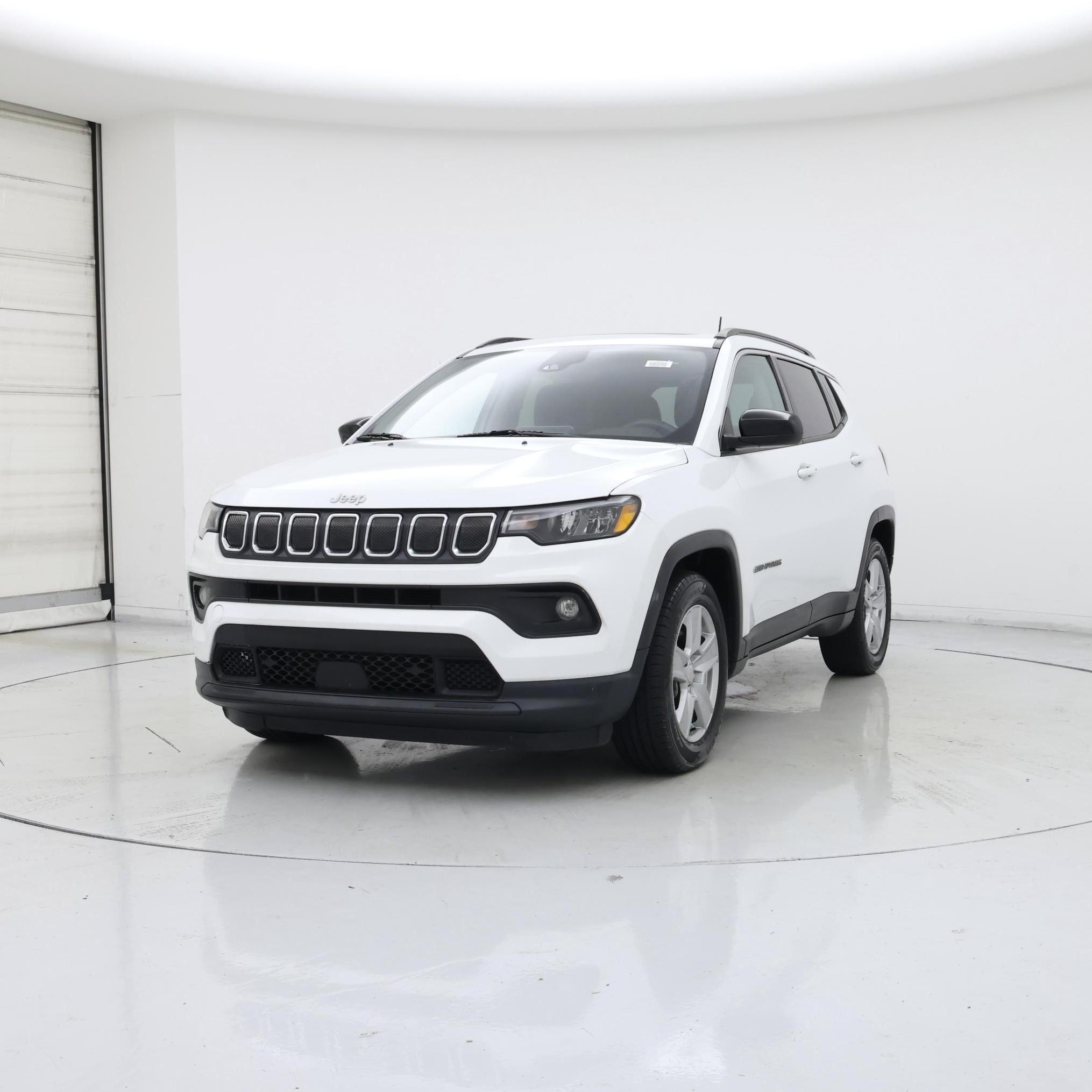 Thumbnail: 2022 Jeep Compass - 4