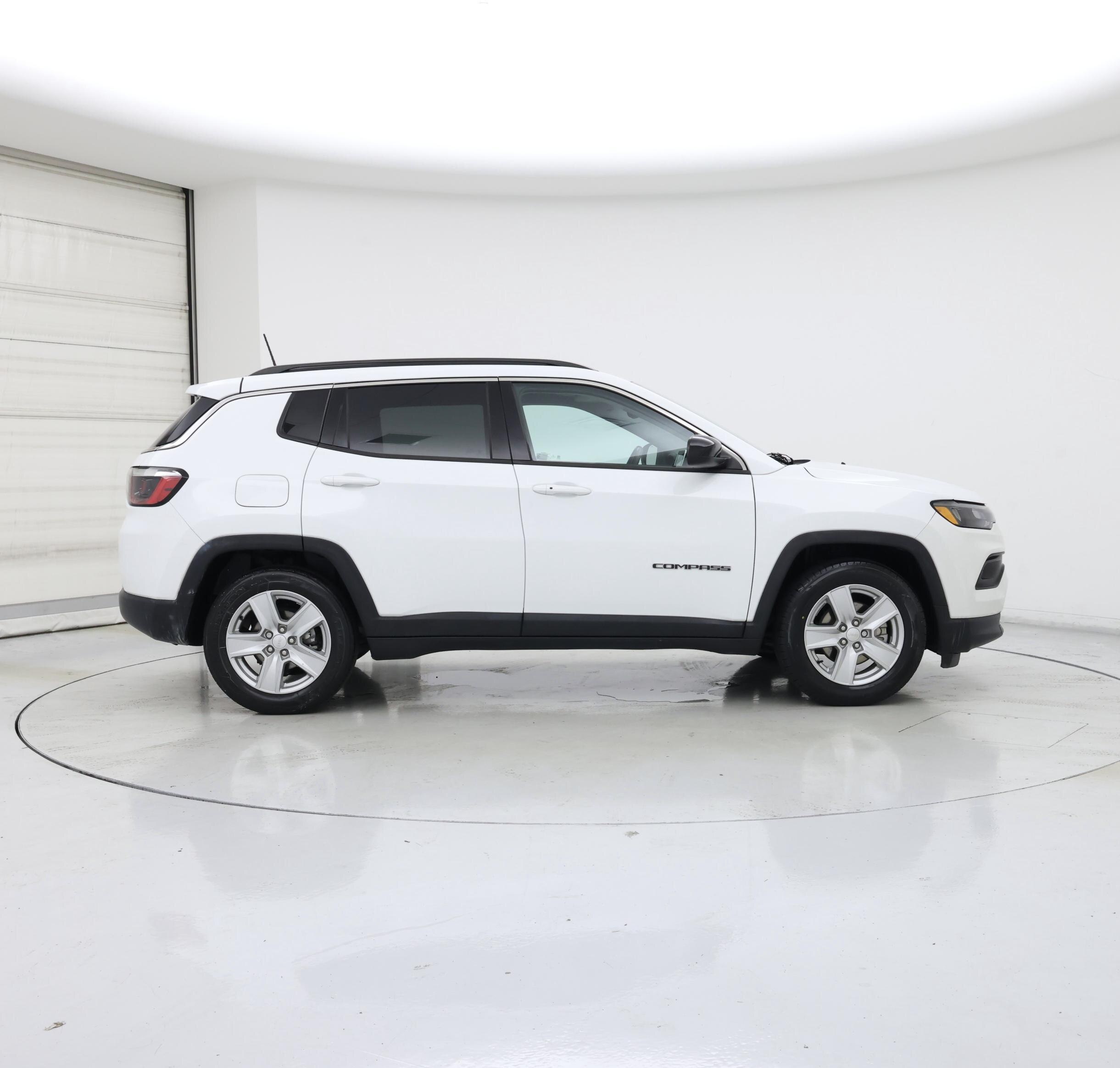 Thumbnail: 2022 Jeep Compass - 7