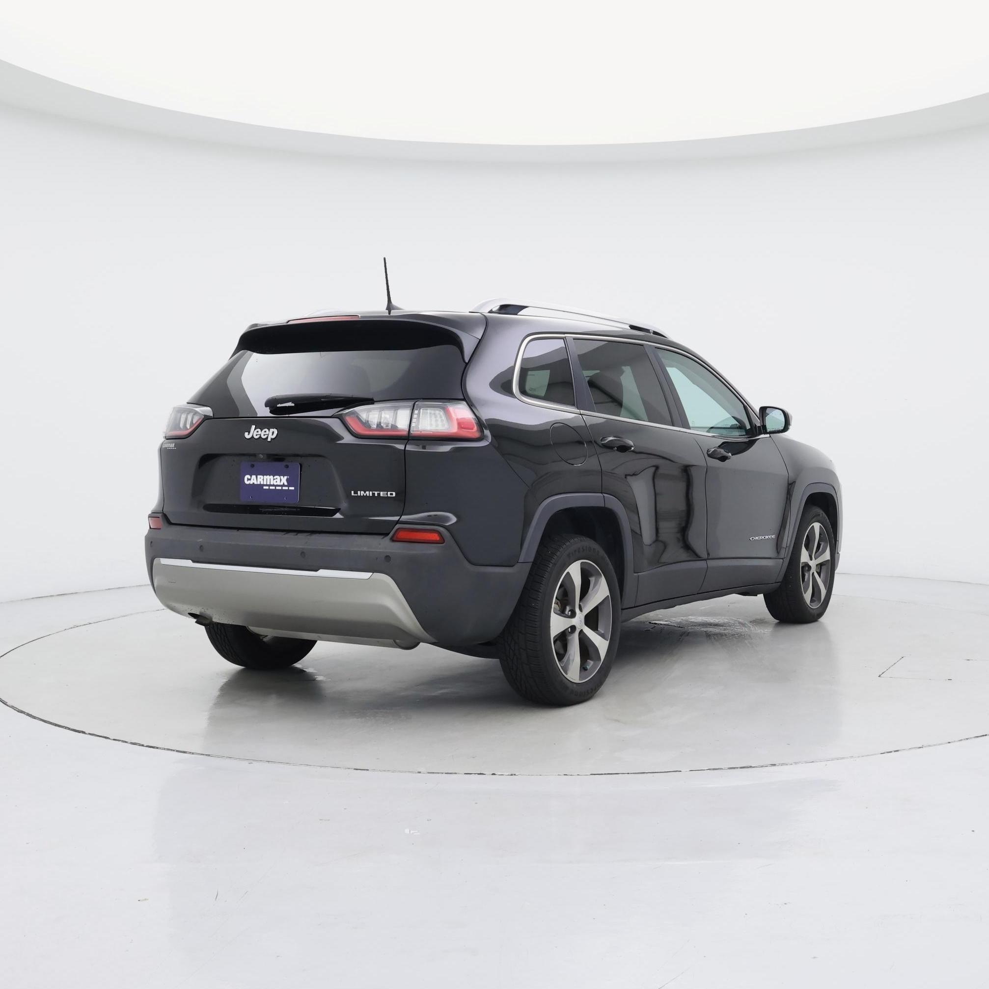 Thumbnail: 2020 Jeep Cherokee - 8